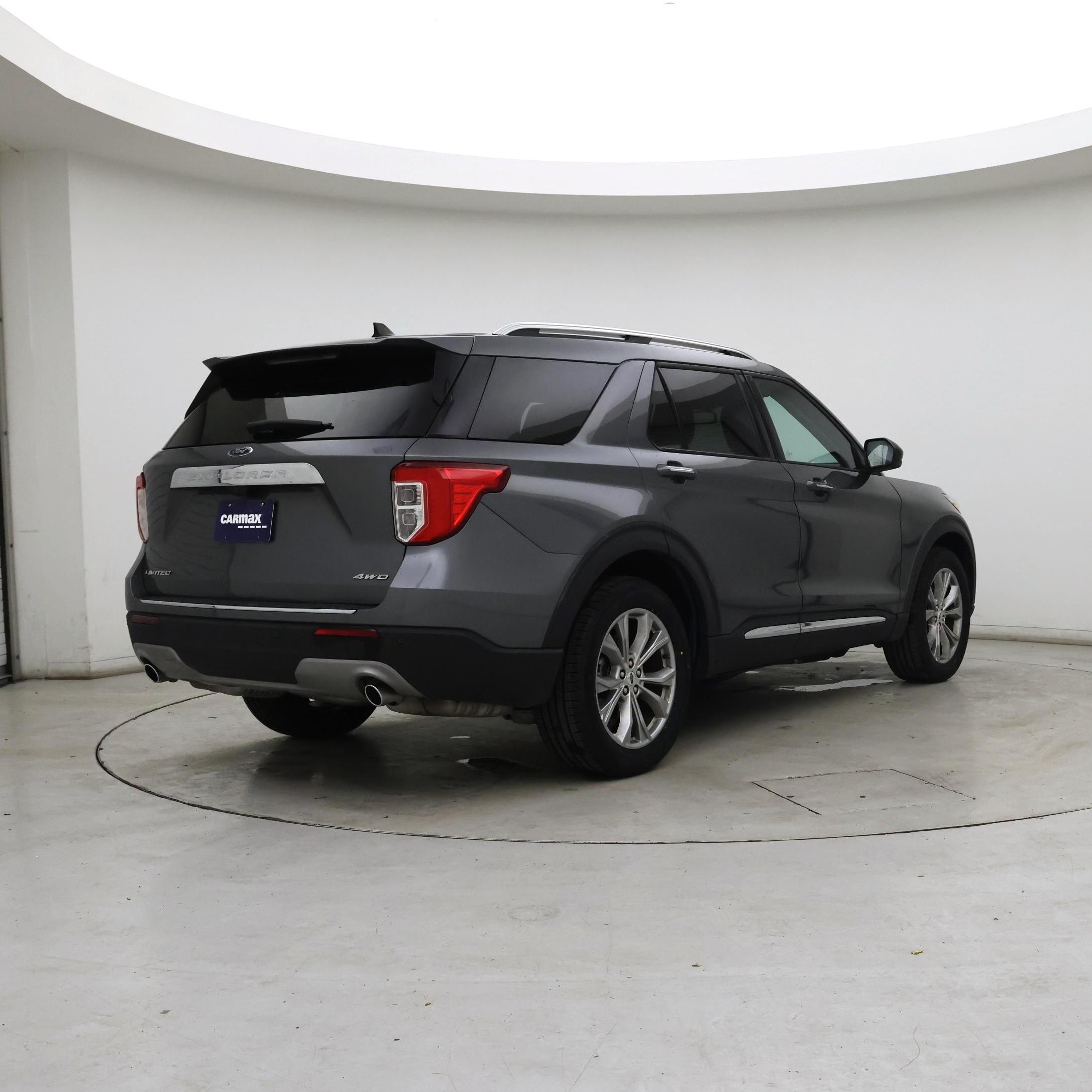 Thumbnail: 2023 Ford Explorer - 8