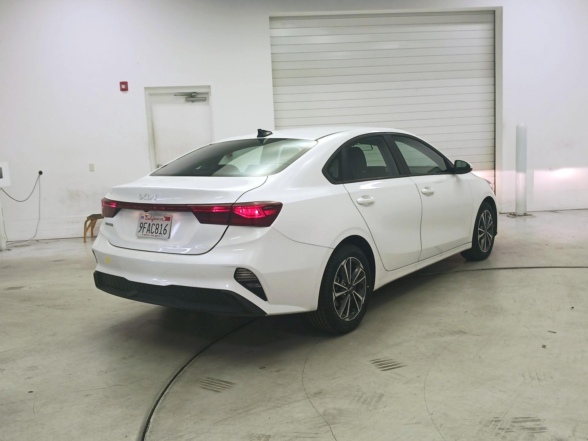 Thumbnail: 2023 Kia Forte - 5