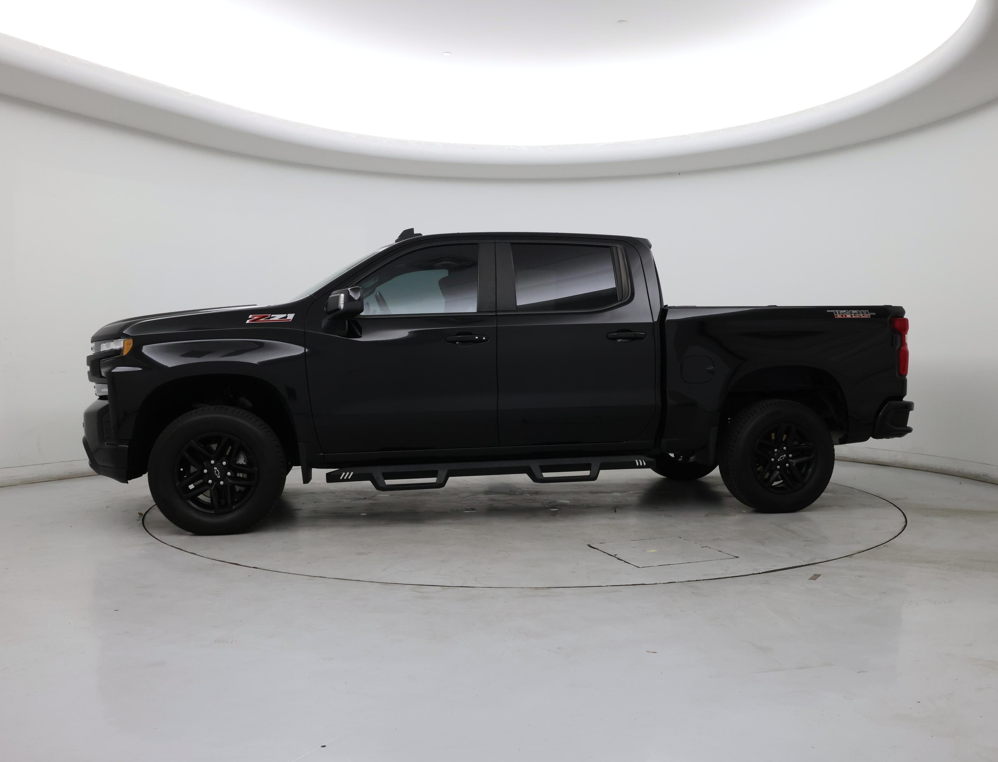 Thumbnail: 2021 Chevrolet Silverado 1500 - 3