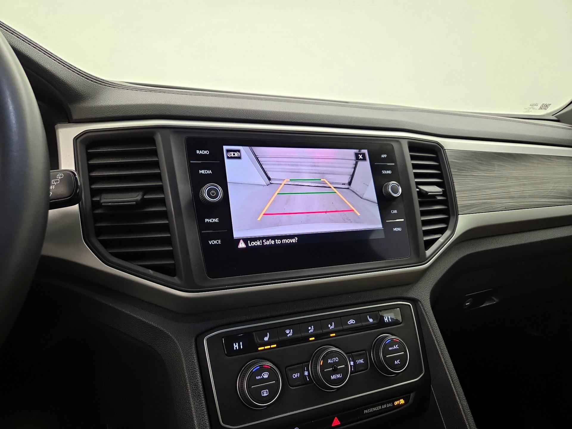 Thumbnail: 2021 Volkswagen Atlas - 14