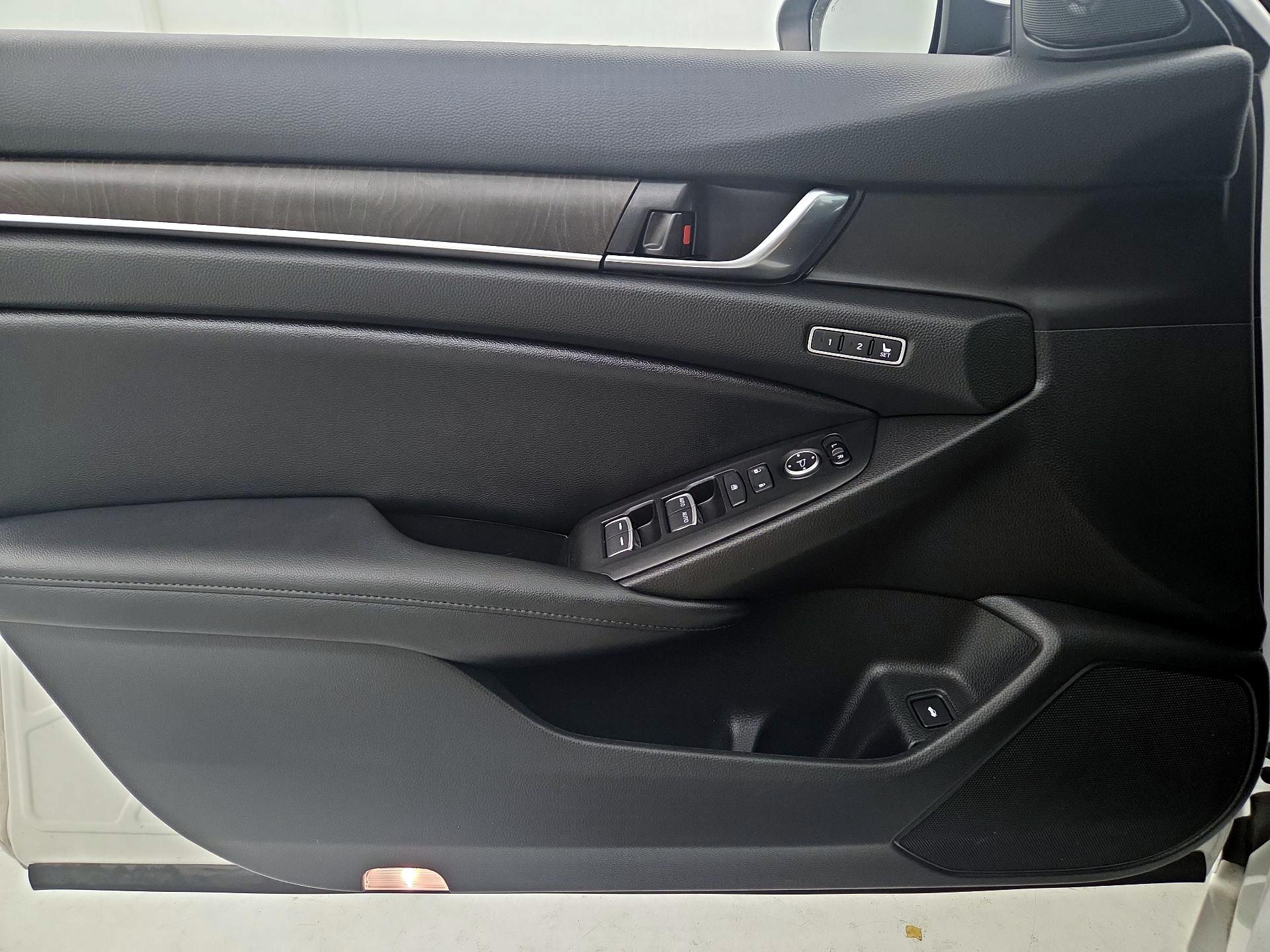 Thumbnail: 2021 Honda Accord - 12