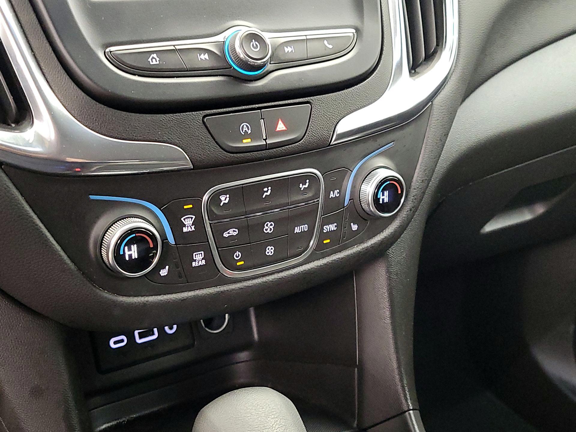 Thumbnail: 2023 Chevrolet Equinox - 17