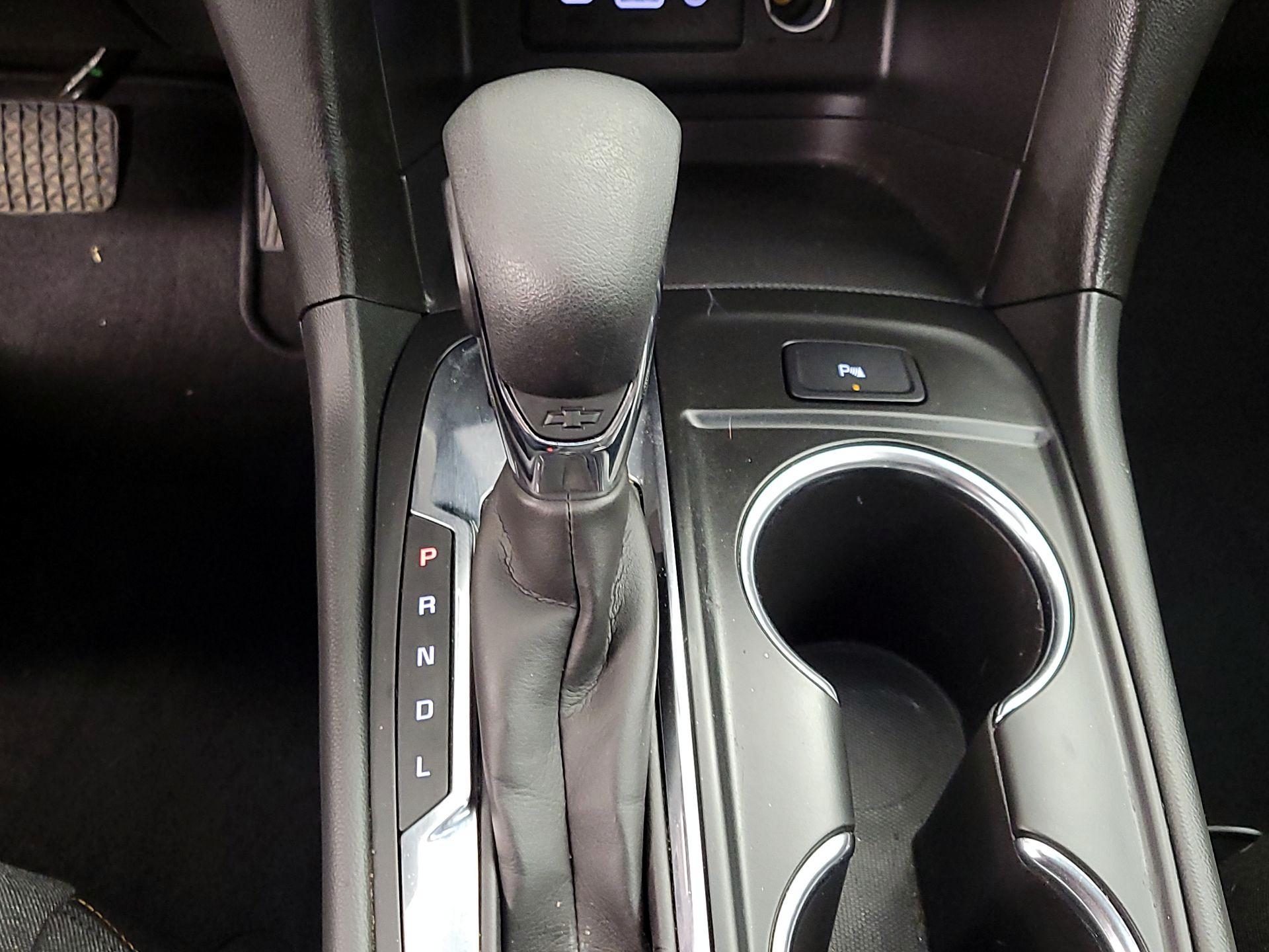 Thumbnail: 2023 Chevrolet Equinox - 18