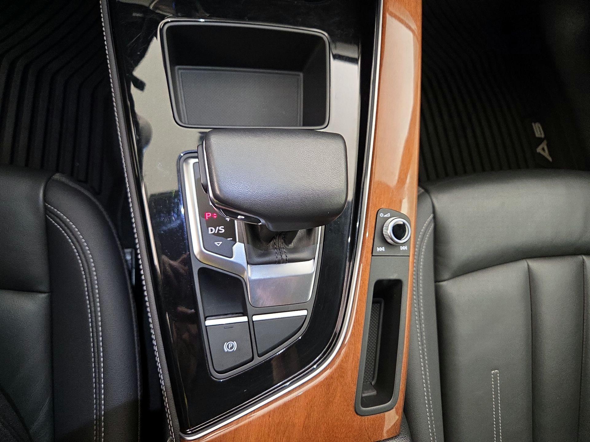 Thumbnail: 2023 Audi A5 - 18