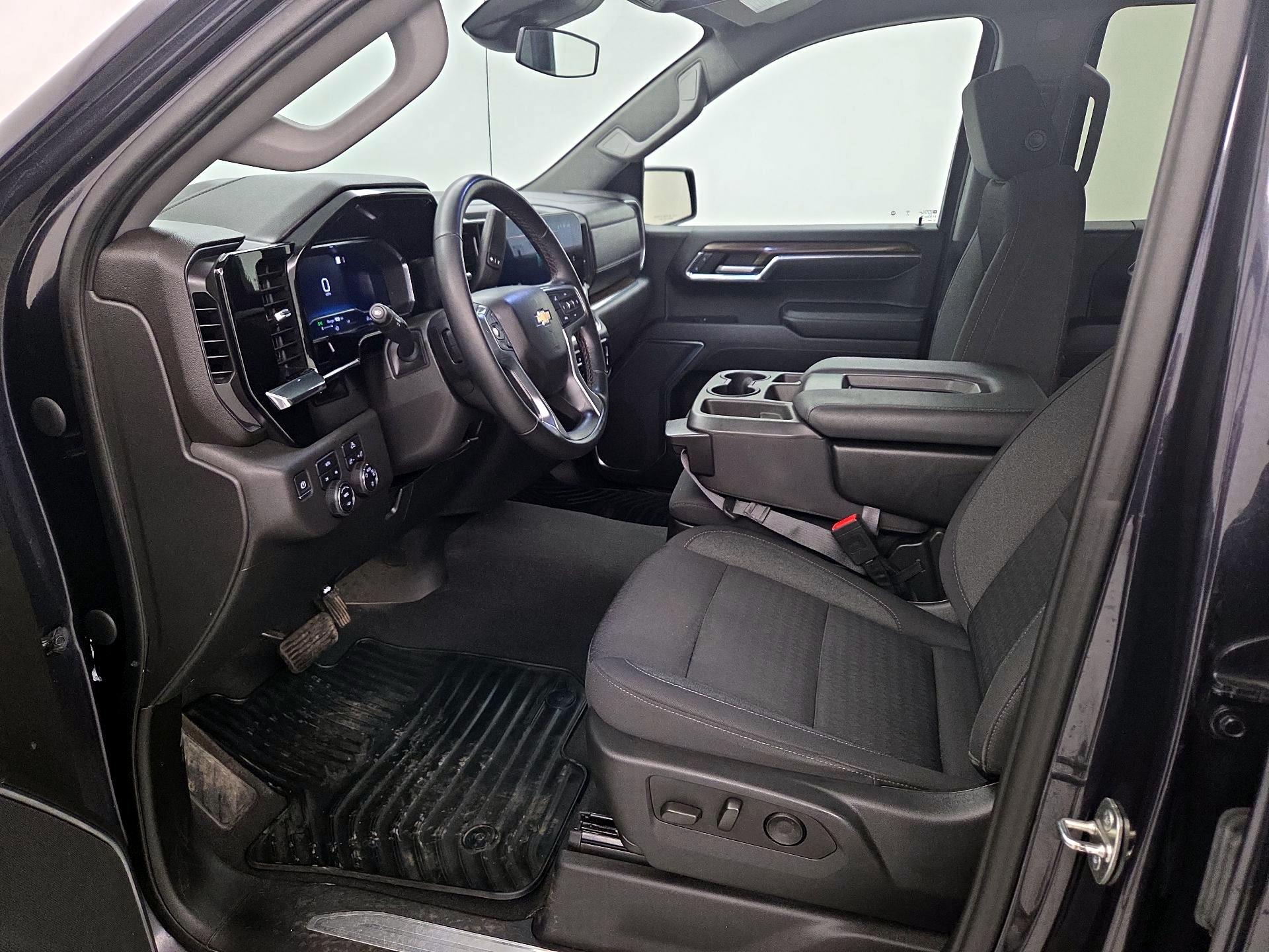 Thumbnail: 2023 Chevrolet Silverado 1500 - 11