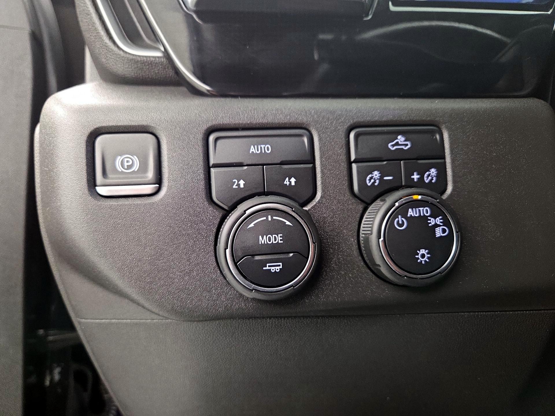 Thumbnail: 2023 Chevrolet Silverado 1500 - 13