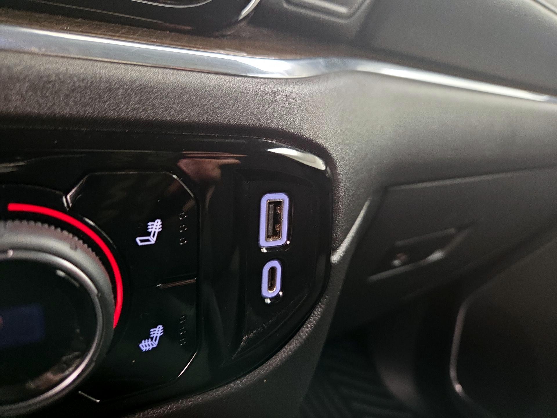 Thumbnail: 2023 Chevrolet Silverado 1500 - 18