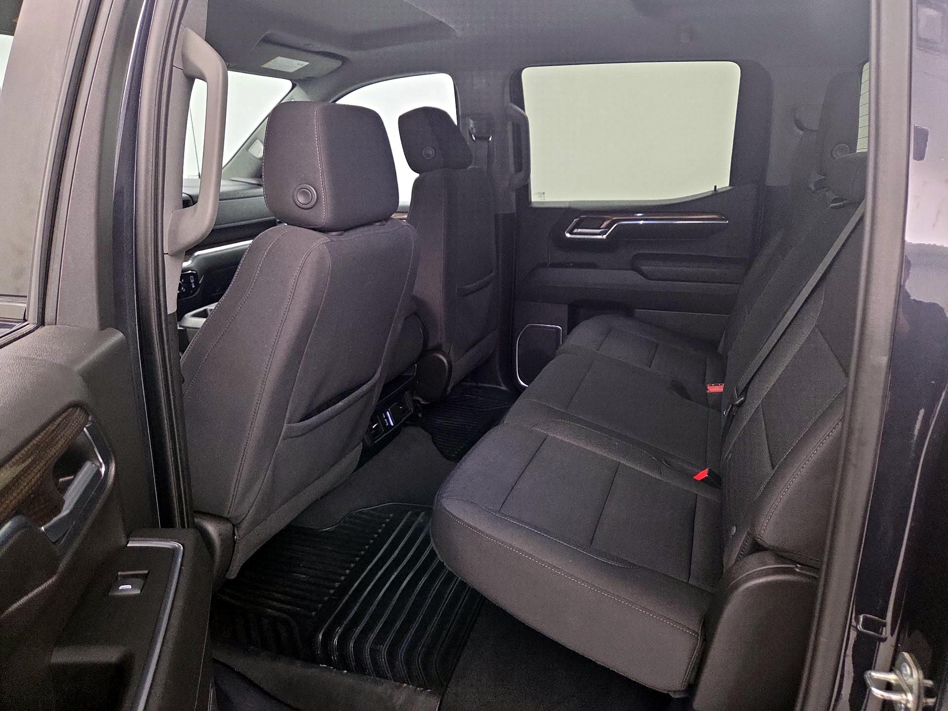 Thumbnail: 2023 Chevrolet Silverado 1500 - 19