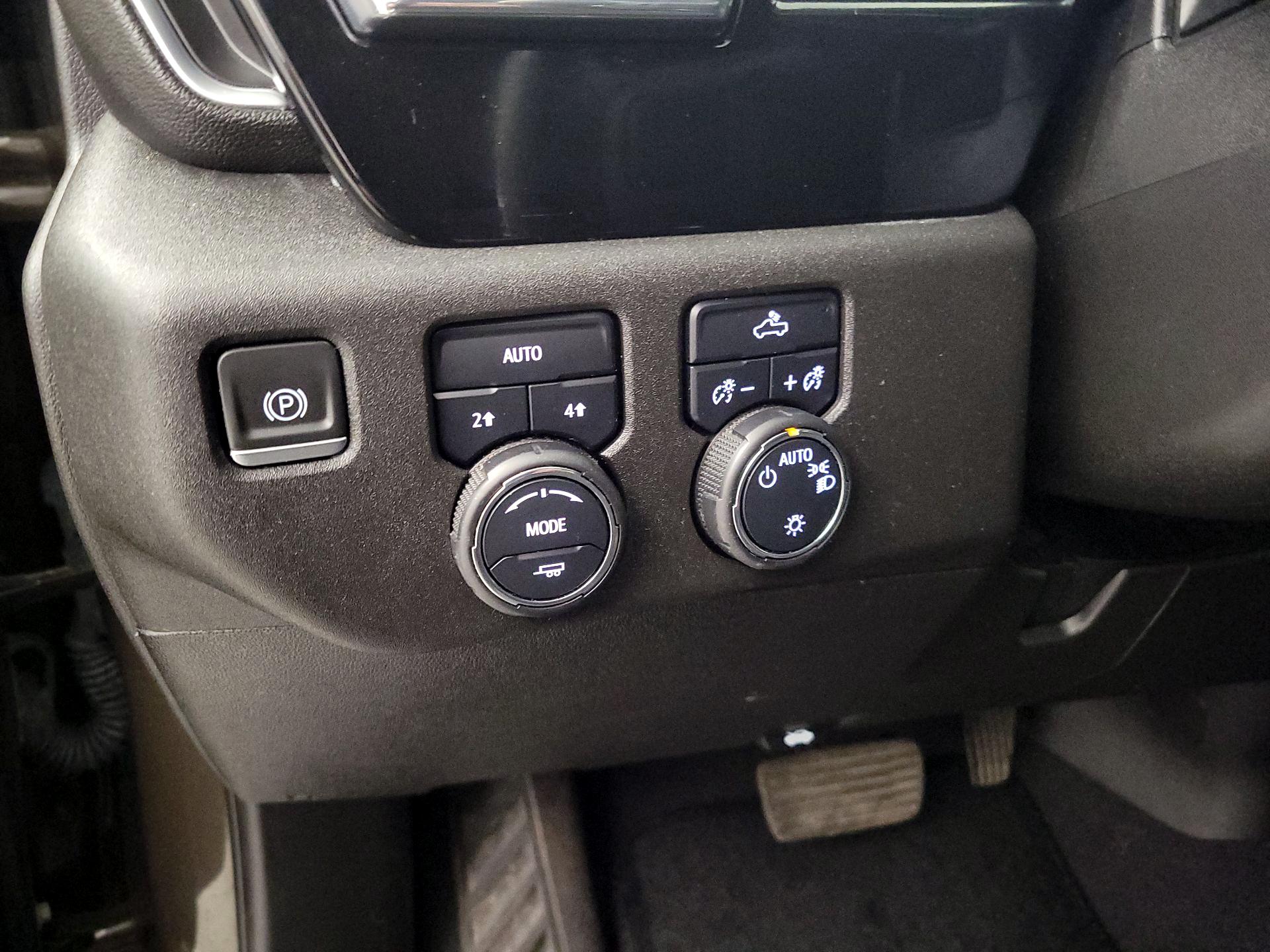 Thumbnail: 2023 Chevrolet Silverado 1500 - 12