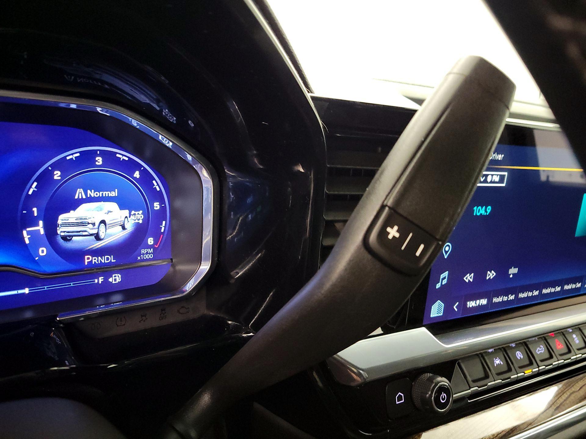 Thumbnail: 2023 Chevrolet Silverado 1500 - 17