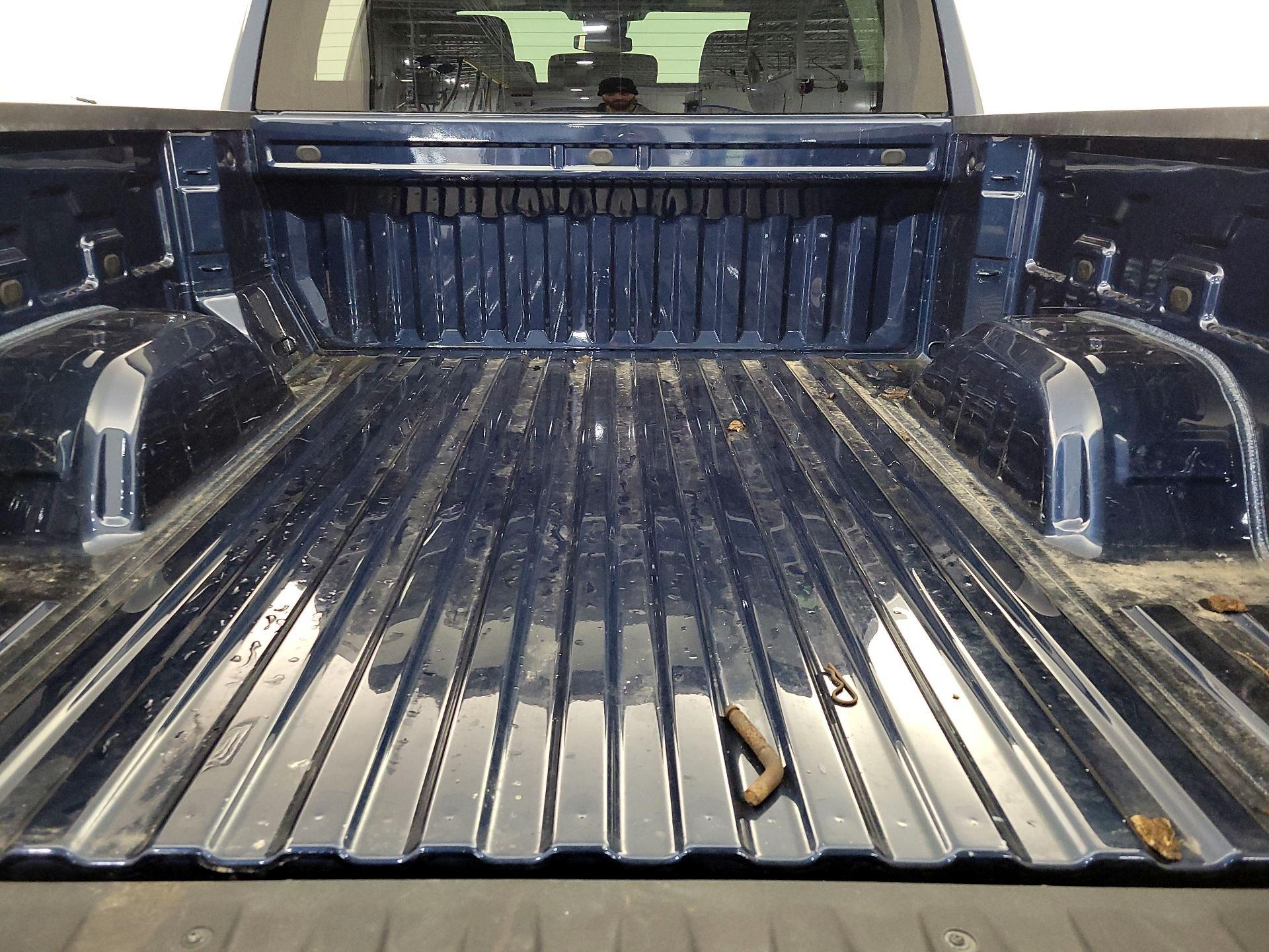 Thumbnail: 2023 Chevrolet Silverado 1500 - 20