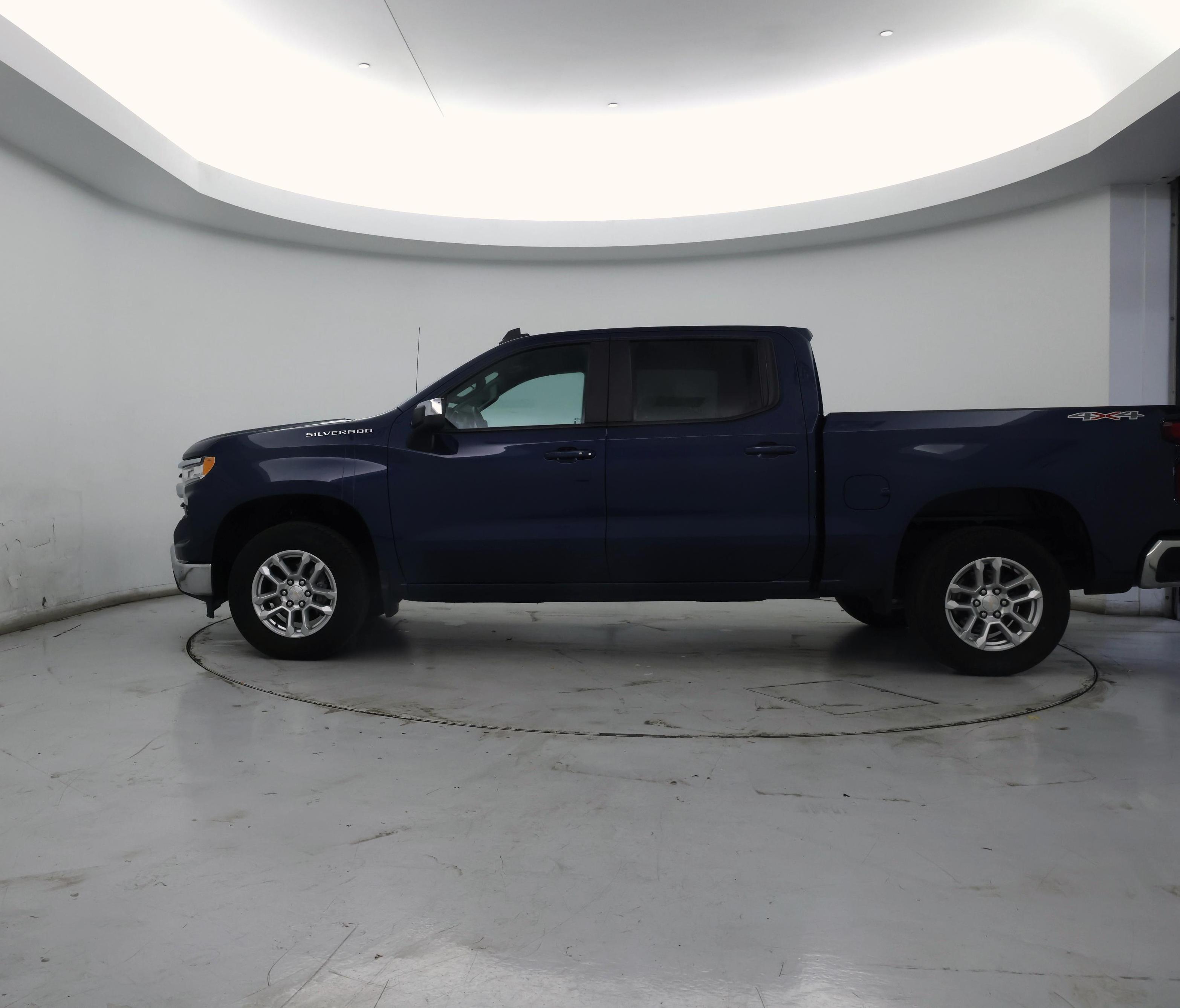 Thumbnail: 2023 Chevrolet Silverado 1500 - 3