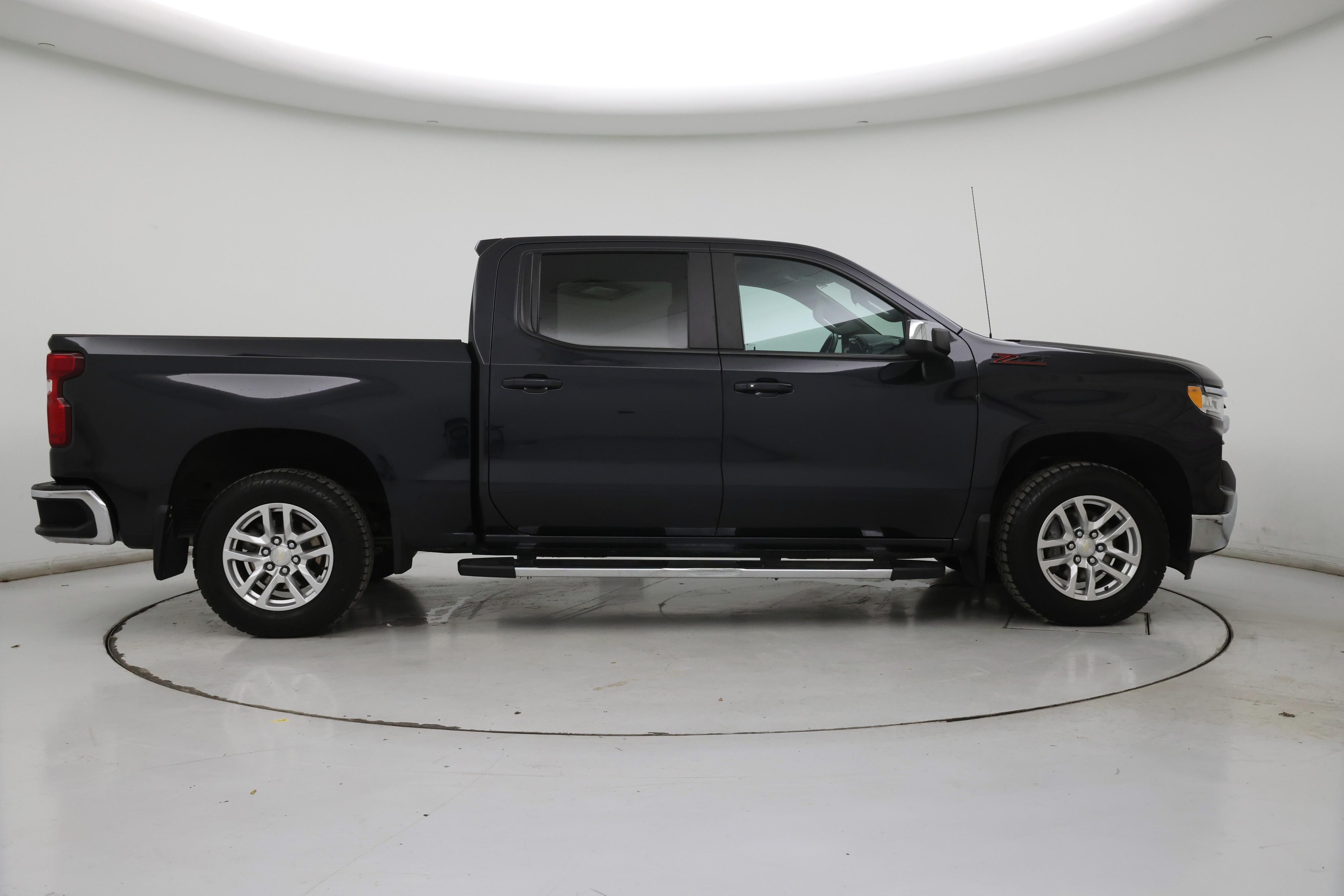 Thumbnail: 2023 Chevrolet Silverado 1500 - 7