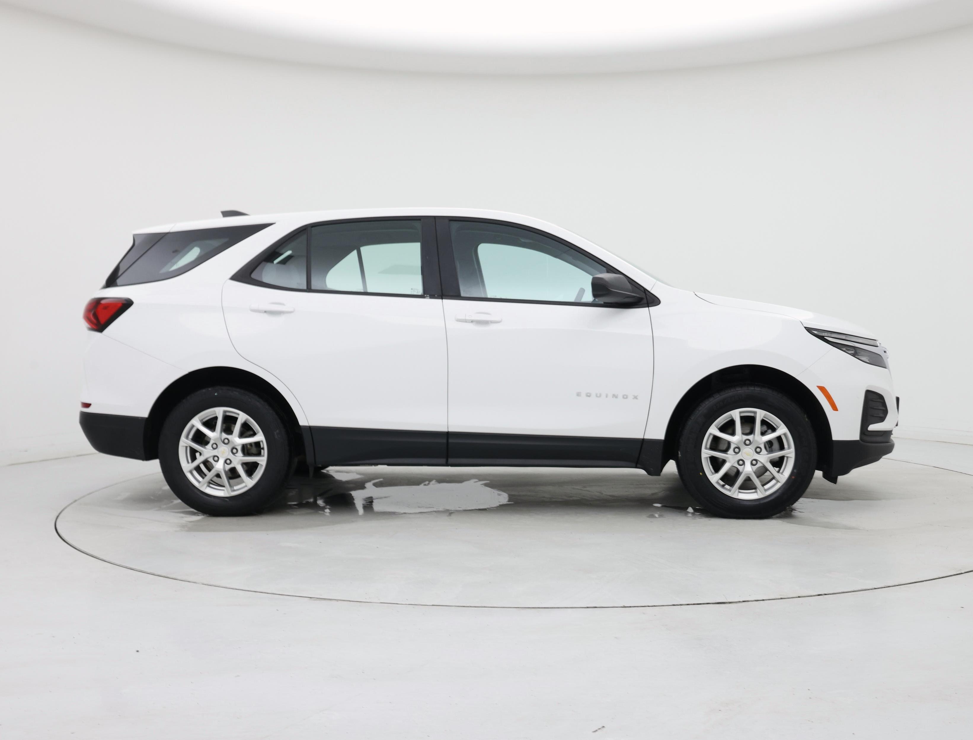 Thumbnail: 2022 Chevrolet Equinox - 7