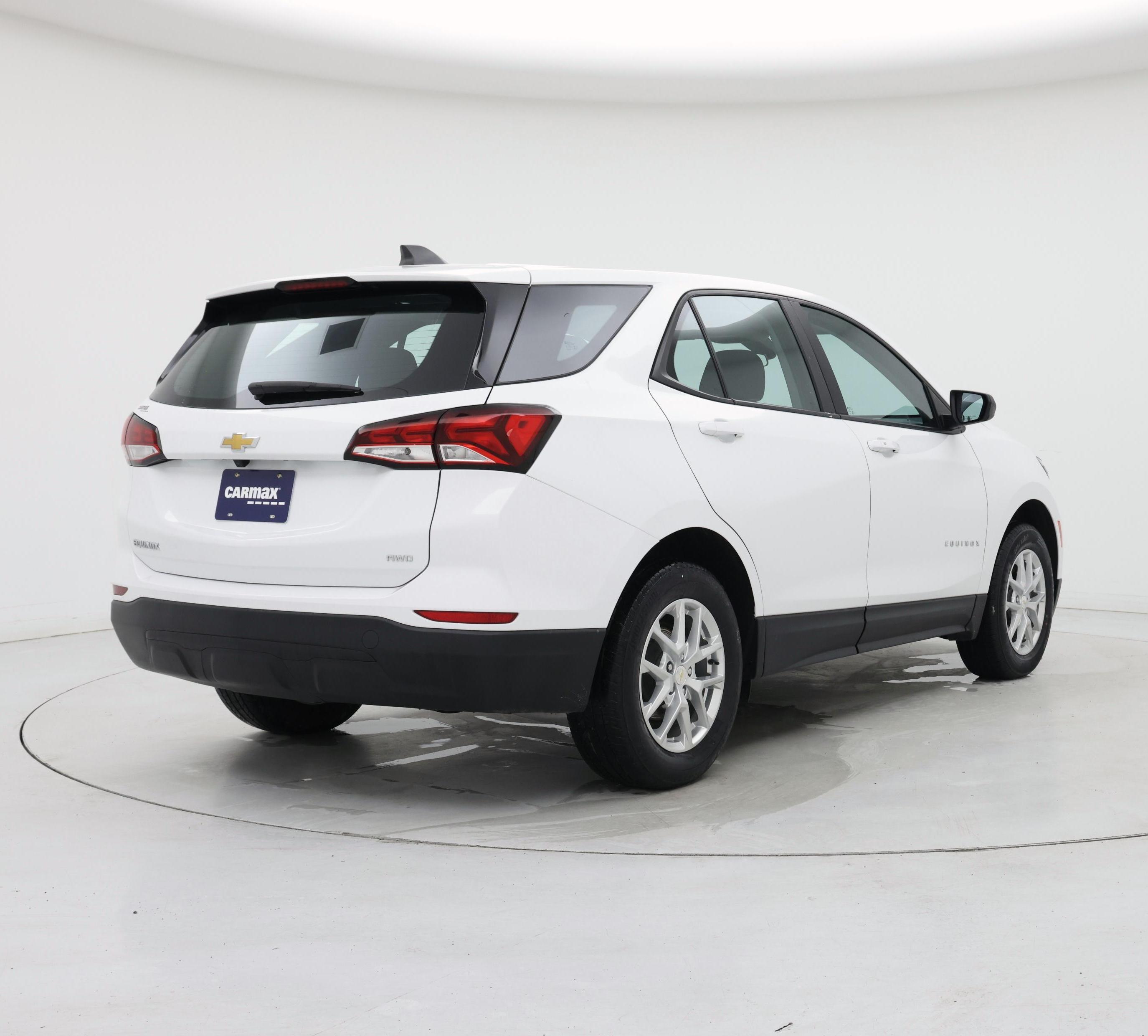 Thumbnail: 2022 Chevrolet Equinox - 8