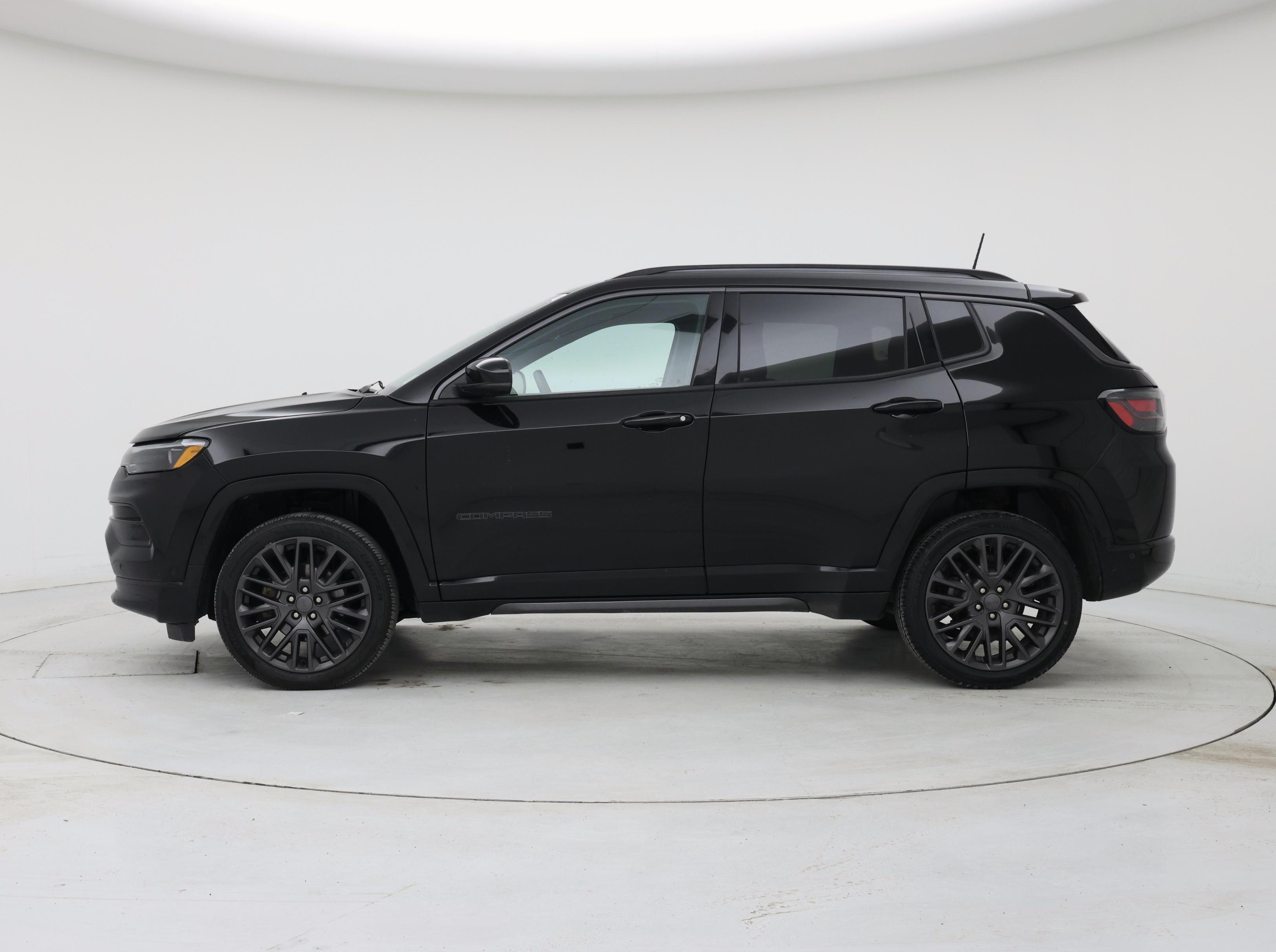Thumbnail: 2022 Jeep Compass - 3