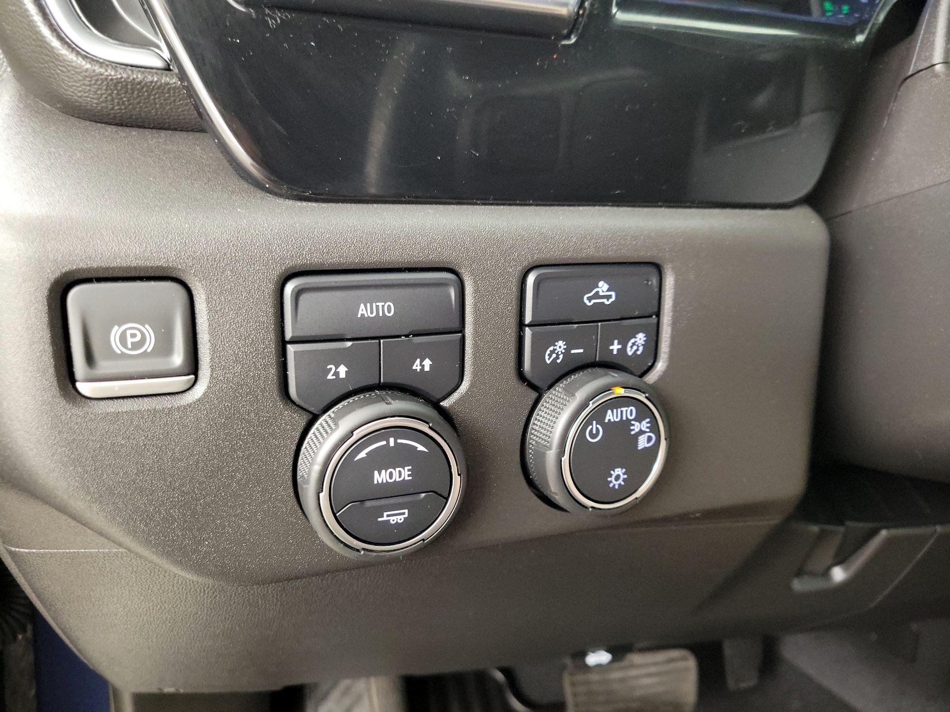 Thumbnail: 2022 Chevrolet Silverado 1500 - 13