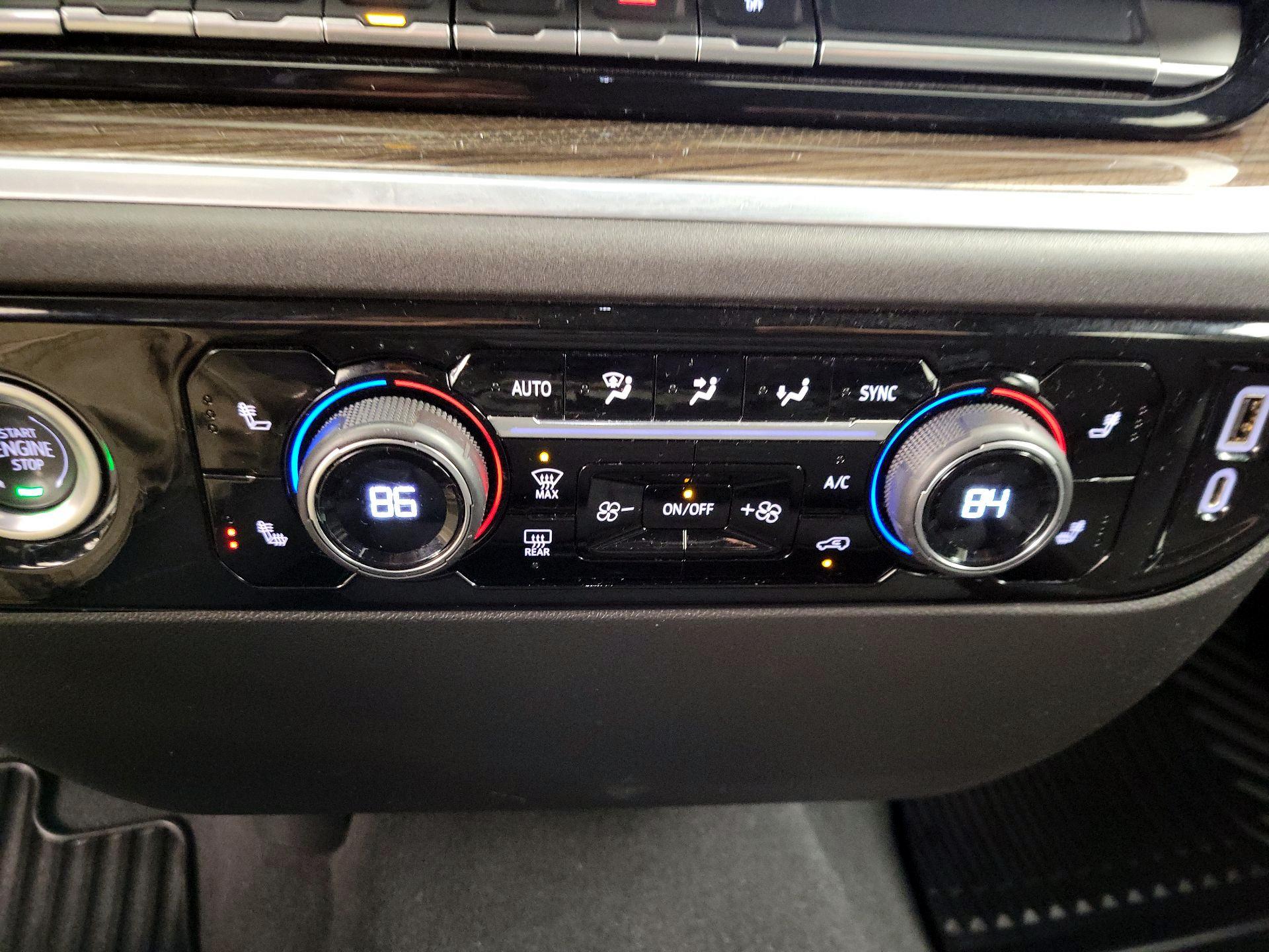 Thumbnail: 2022 Chevrolet Silverado 1500 - 17