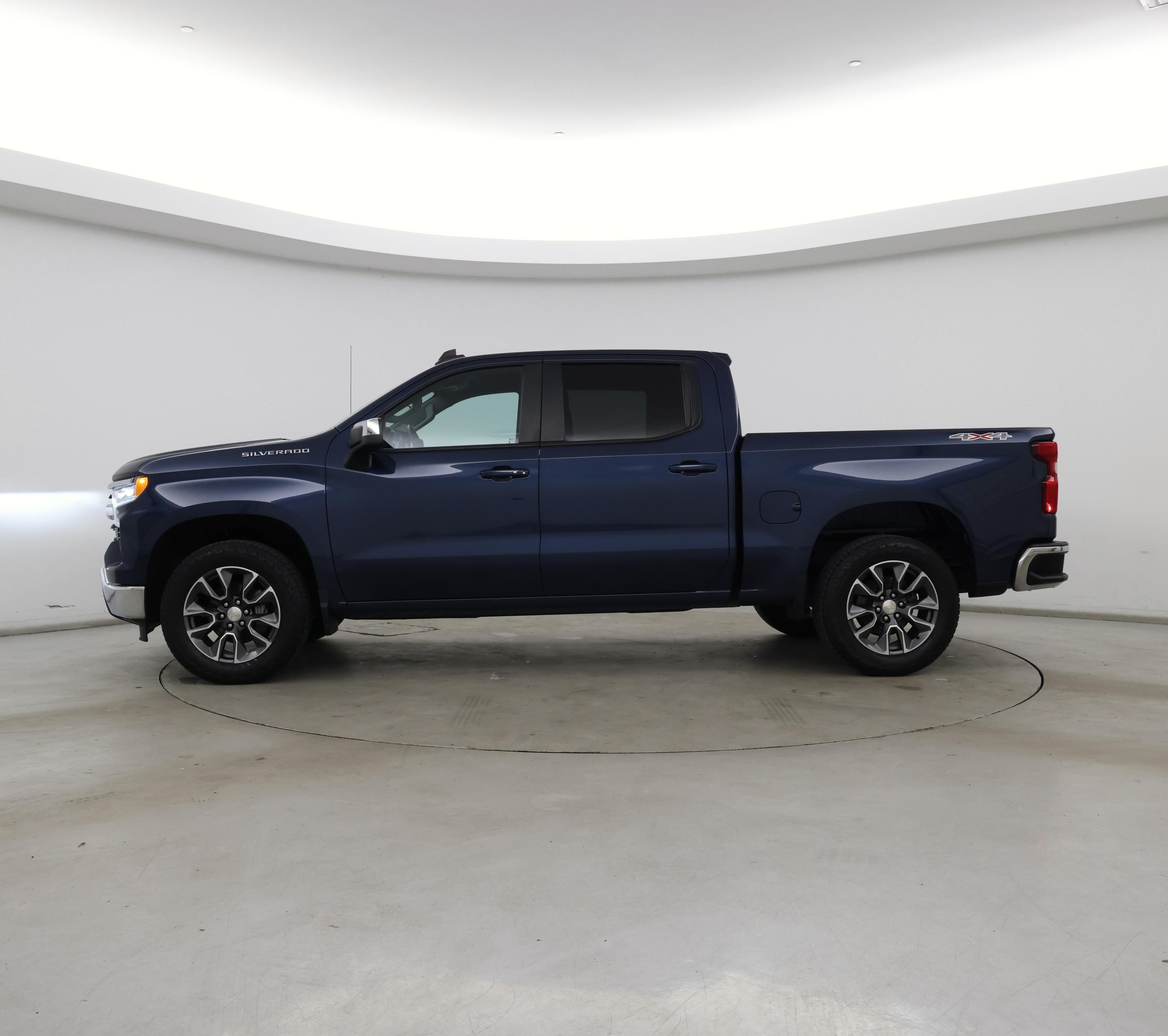 Thumbnail: 2022 Chevrolet Silverado 1500 - 3