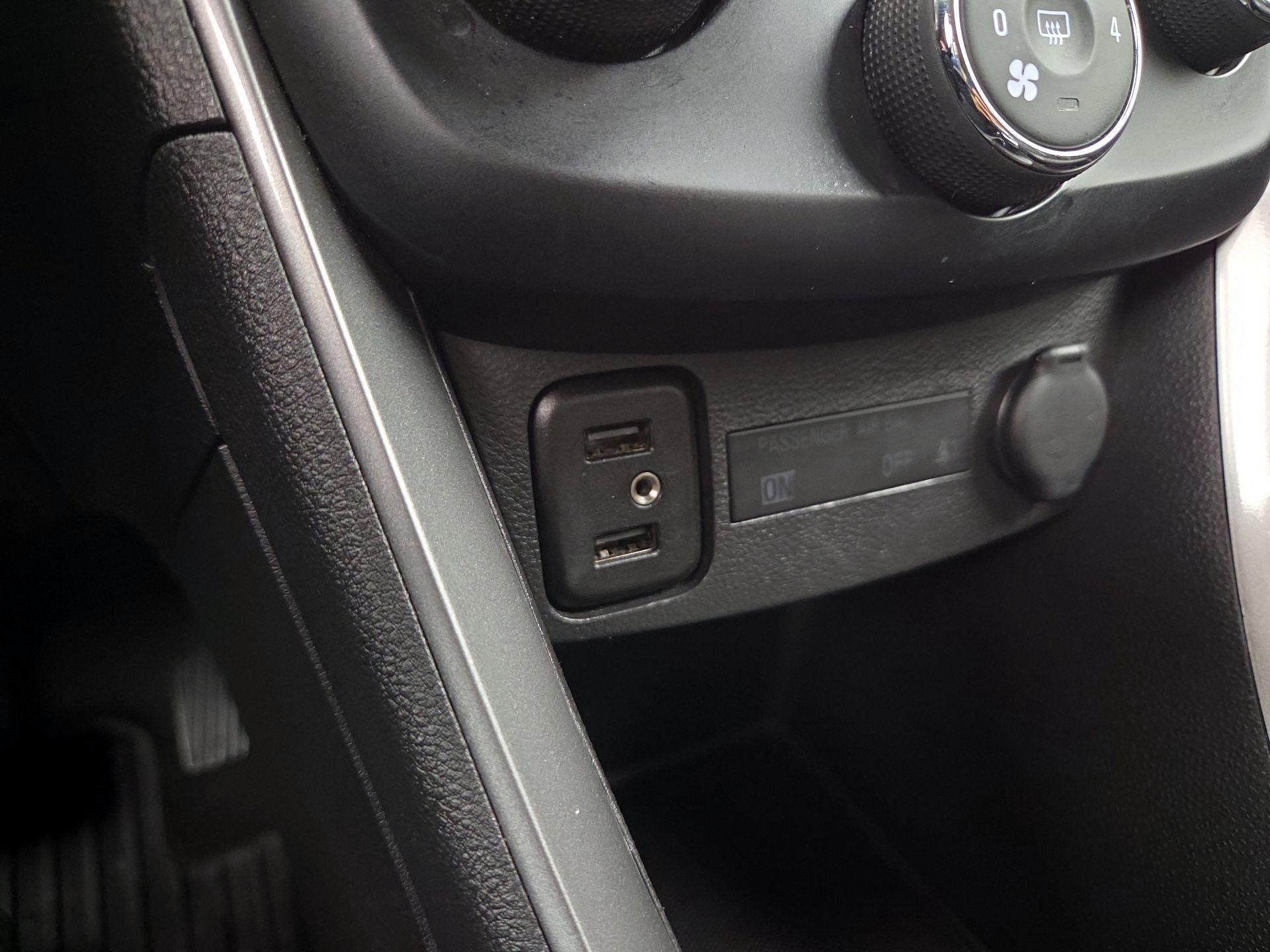 Thumbnail: 2020 Chevrolet Trax - 18