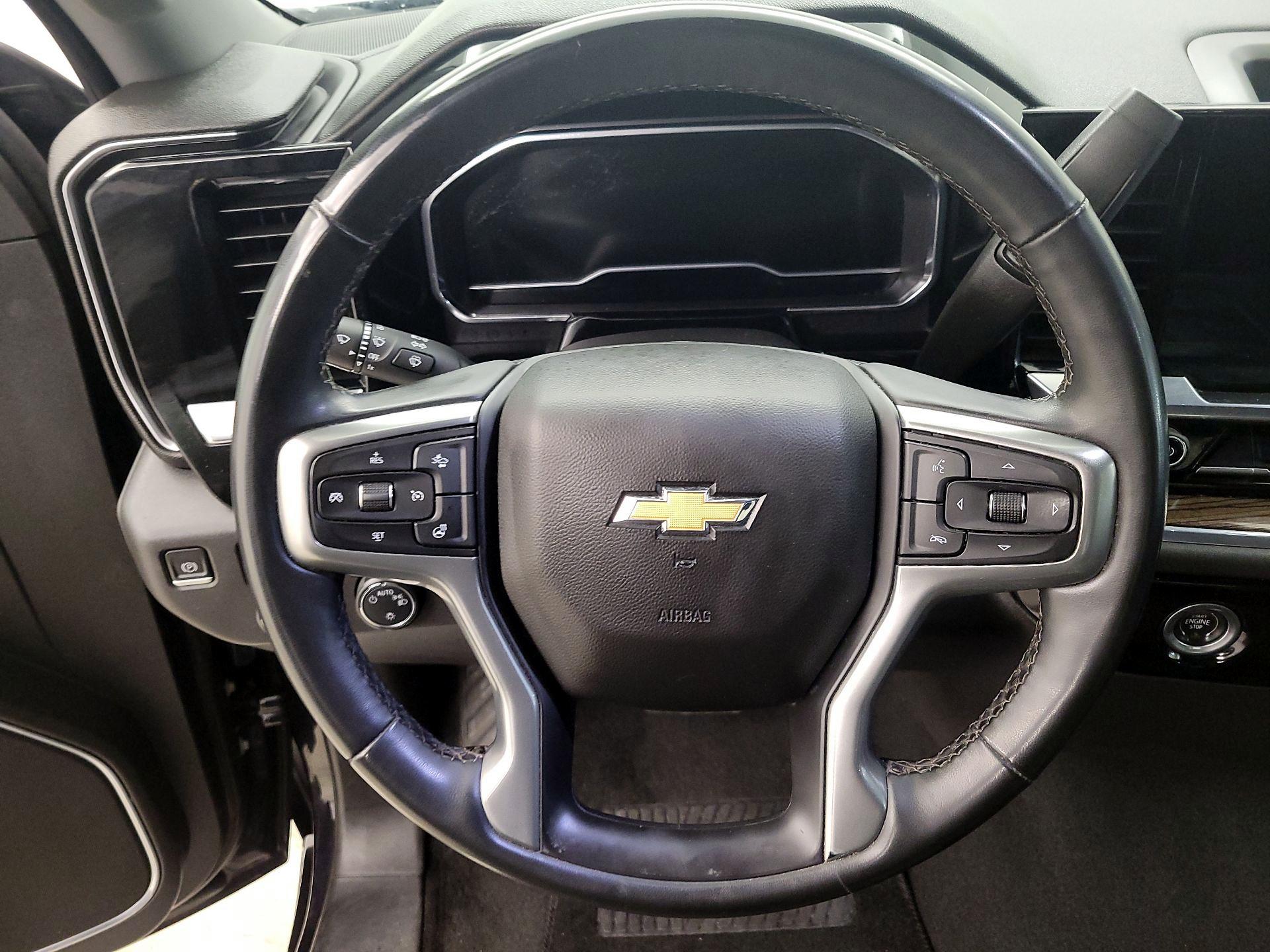 Thumbnail: 2023 Chevrolet Silverado 1500 - 10