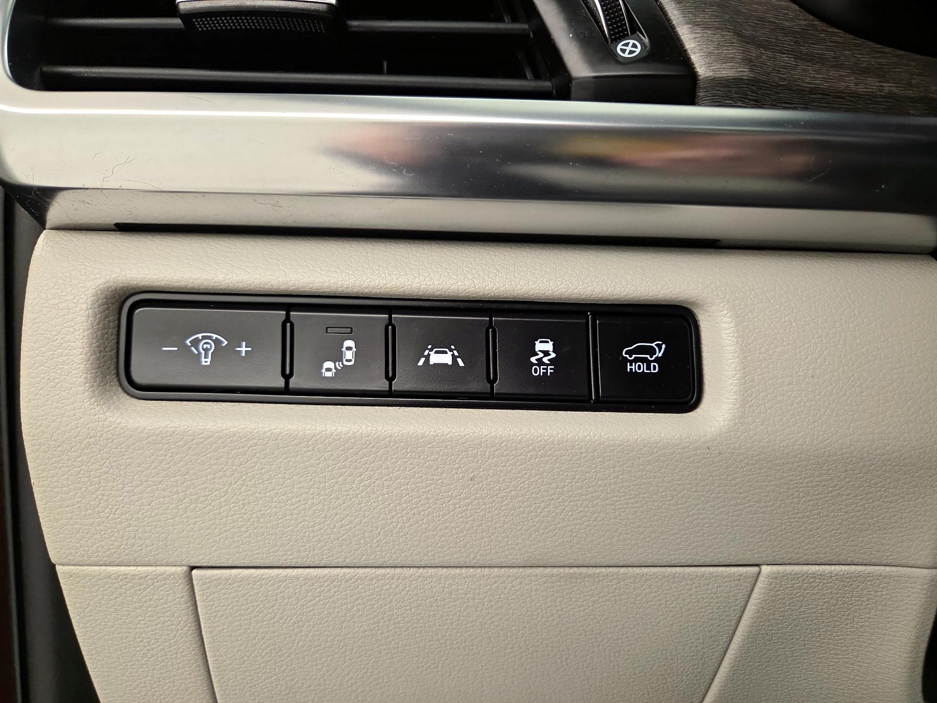 Thumbnail: 2021 Kia Telluride - 13