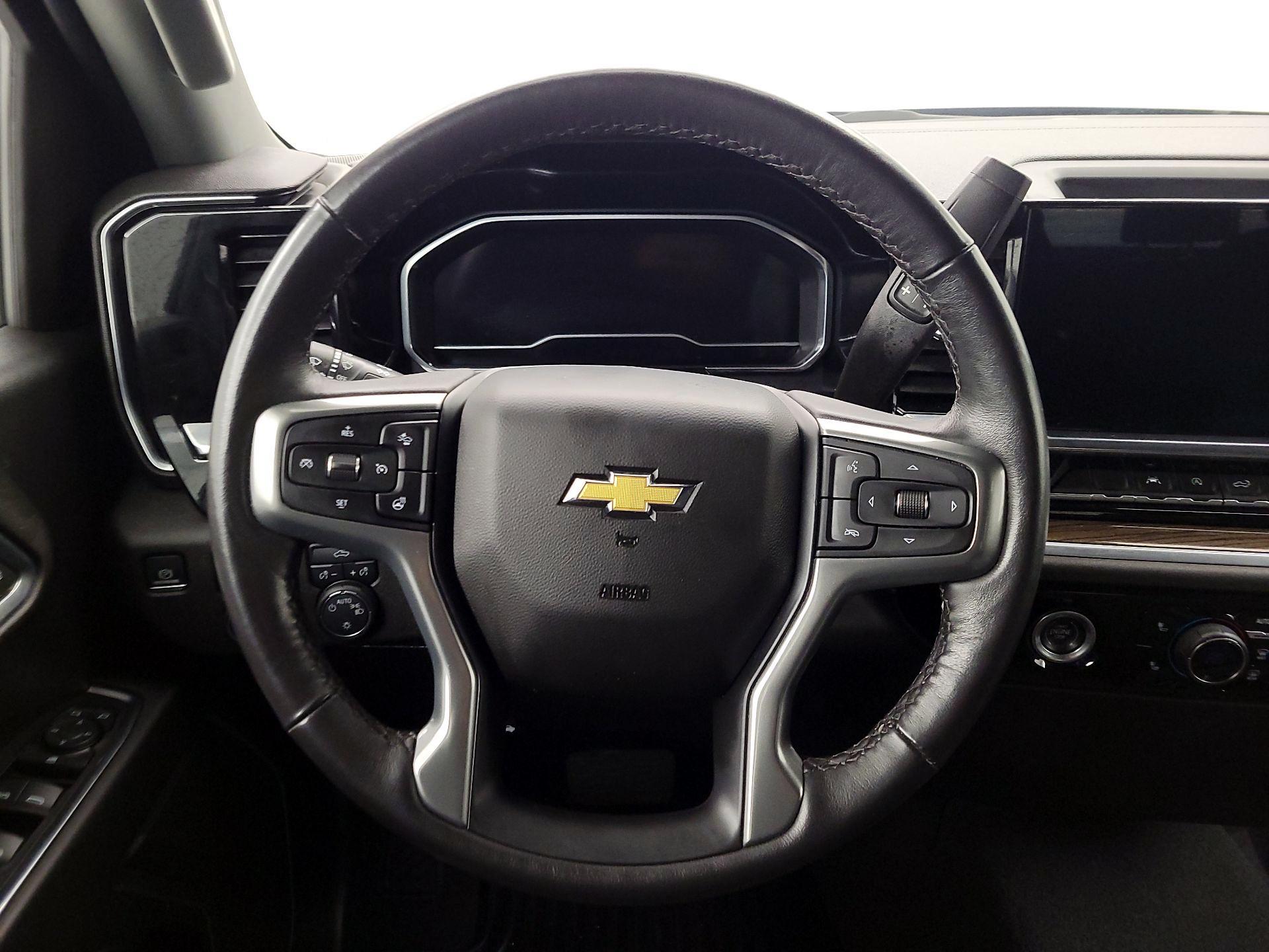 Thumbnail: 2022 Chevrolet Silverado 1500 - 10