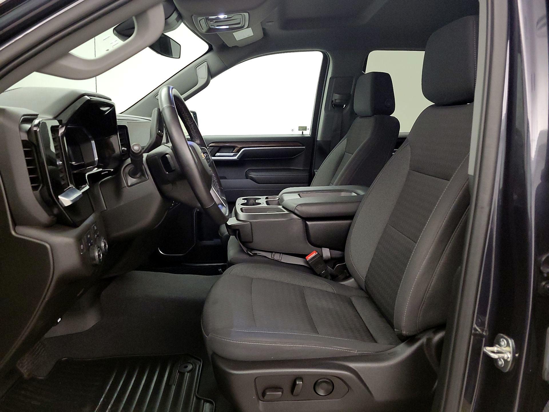 Thumbnail: 2022 Chevrolet Silverado 1500 - 11