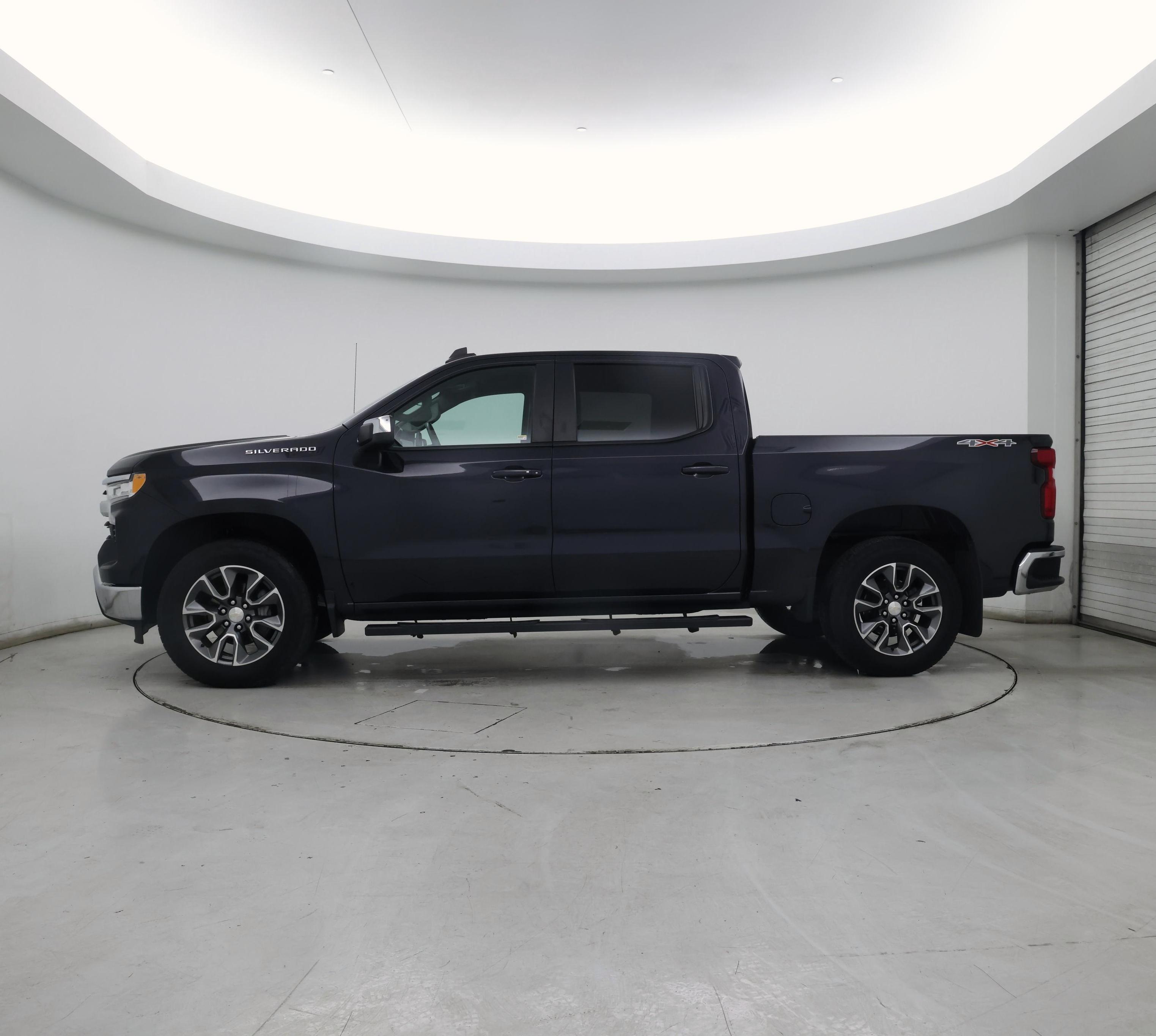 Thumbnail: 2022 Chevrolet Silverado 1500 - 3