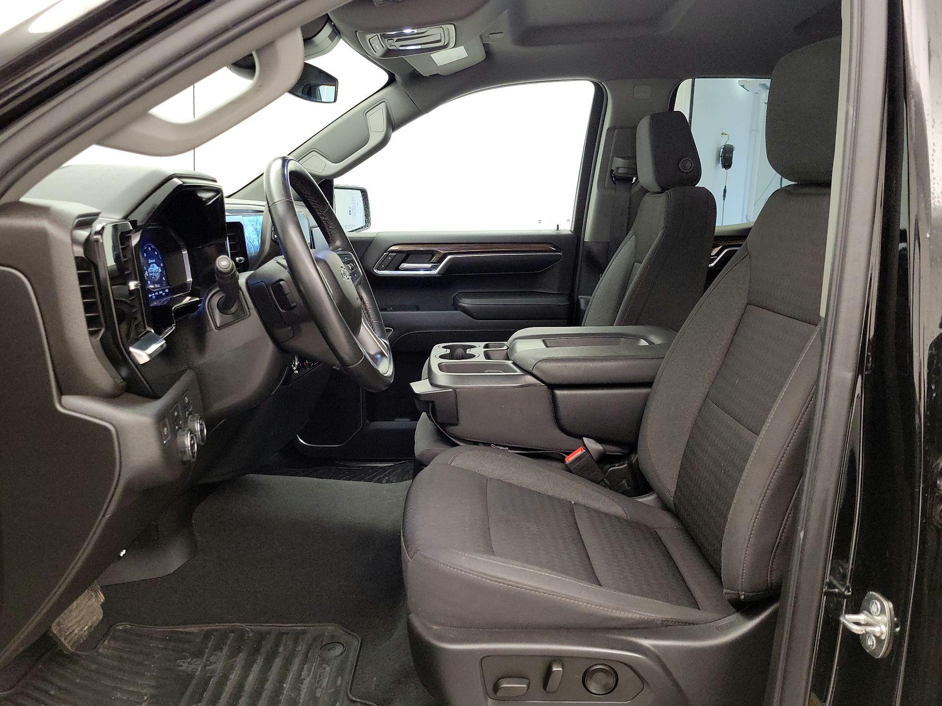 Thumbnail: 2023 Chevrolet Silverado 1500 - 11