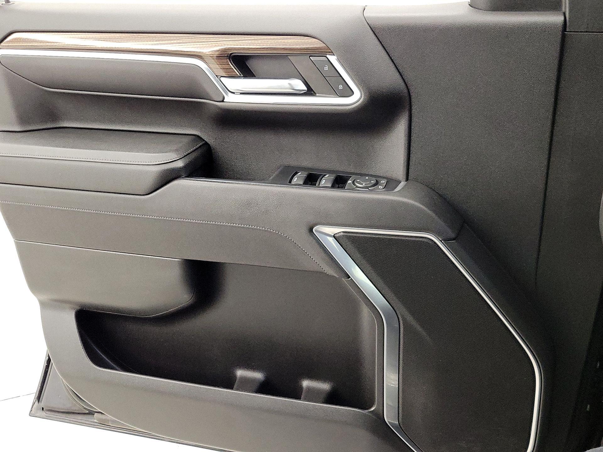 Thumbnail: 2023 Chevrolet Silverado 1500 - 12