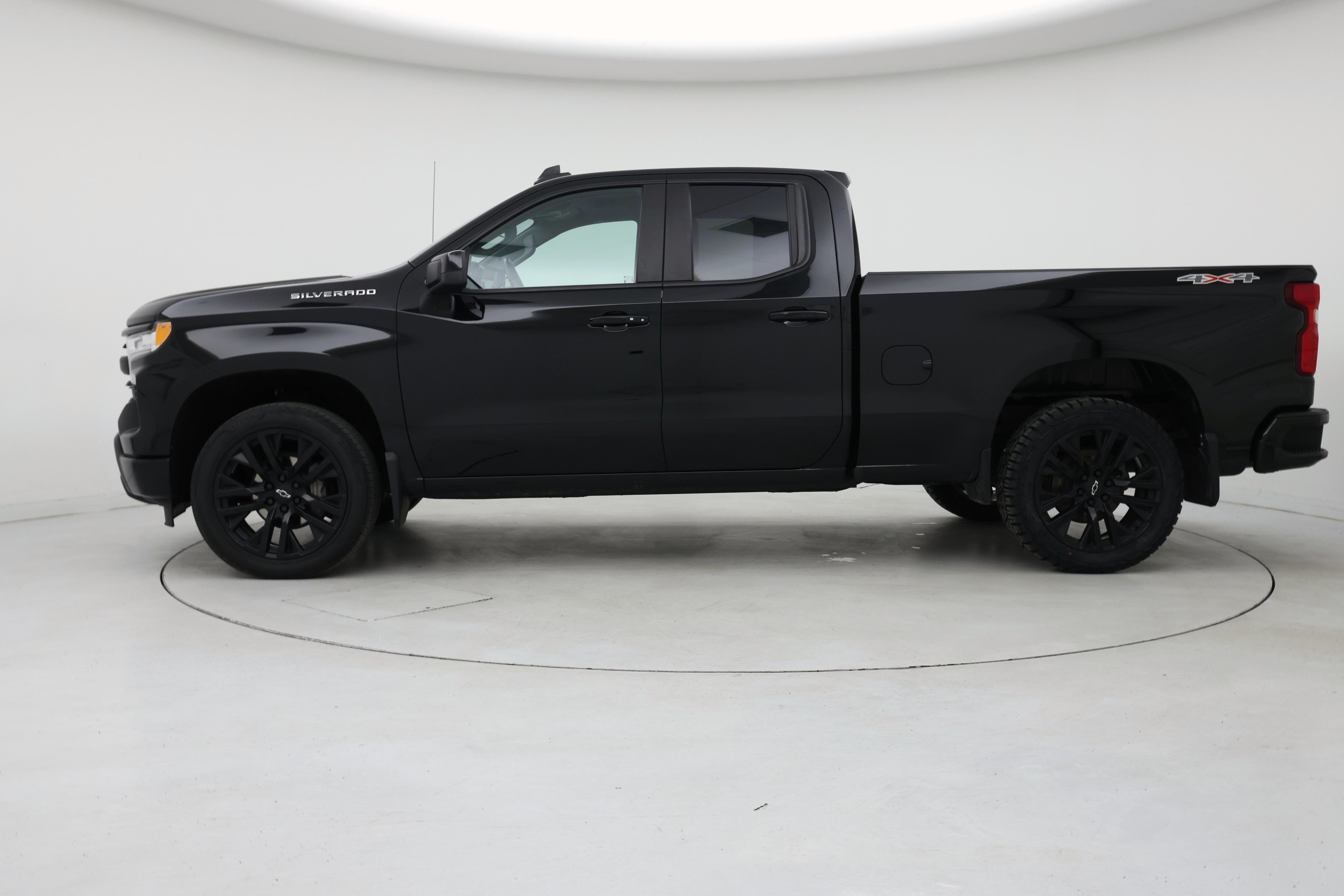 Thumbnail: 2023 Chevrolet Silverado 1500 - 3