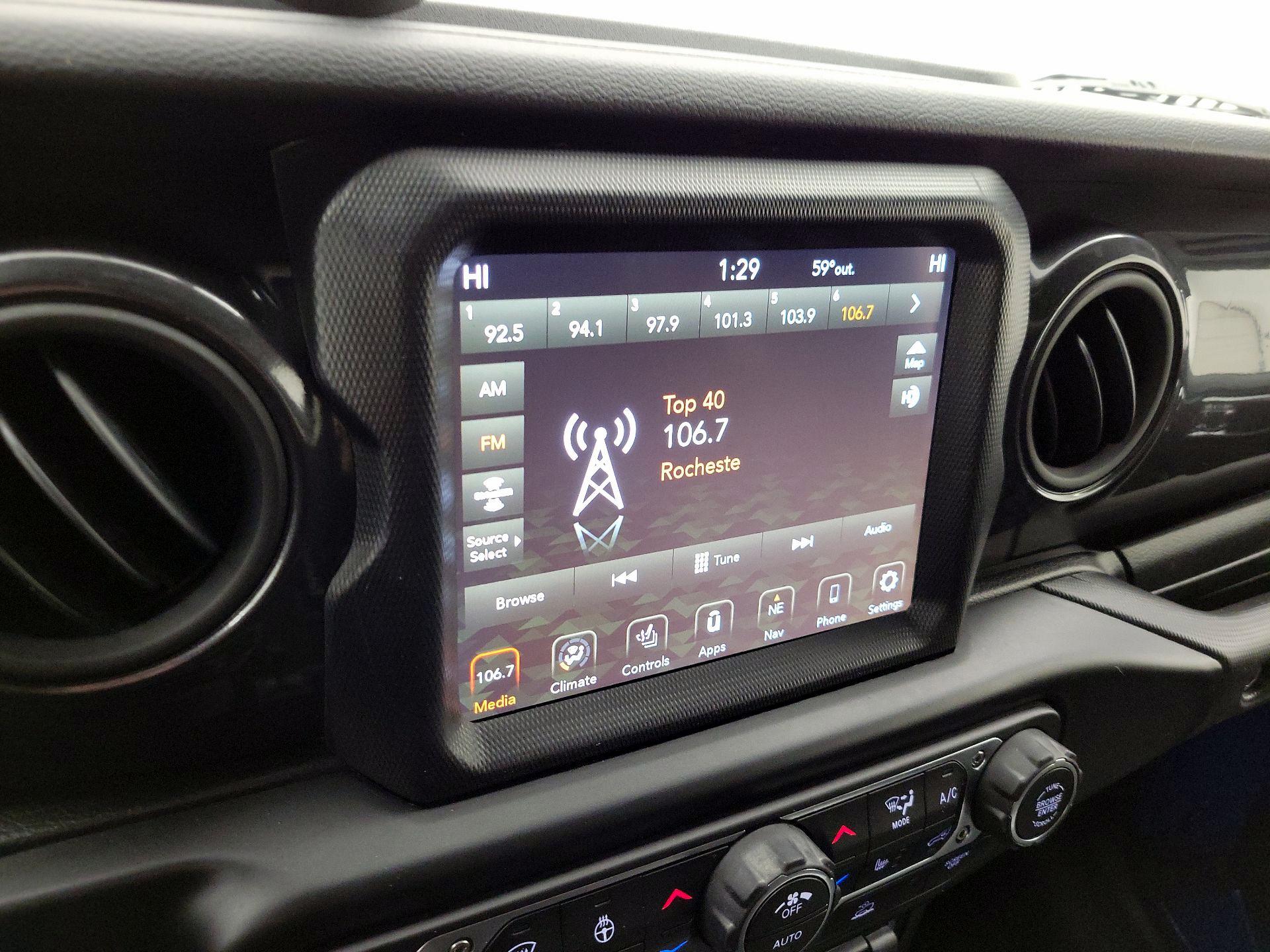 Thumbnail: 2021 Jeep Wrangler - 16