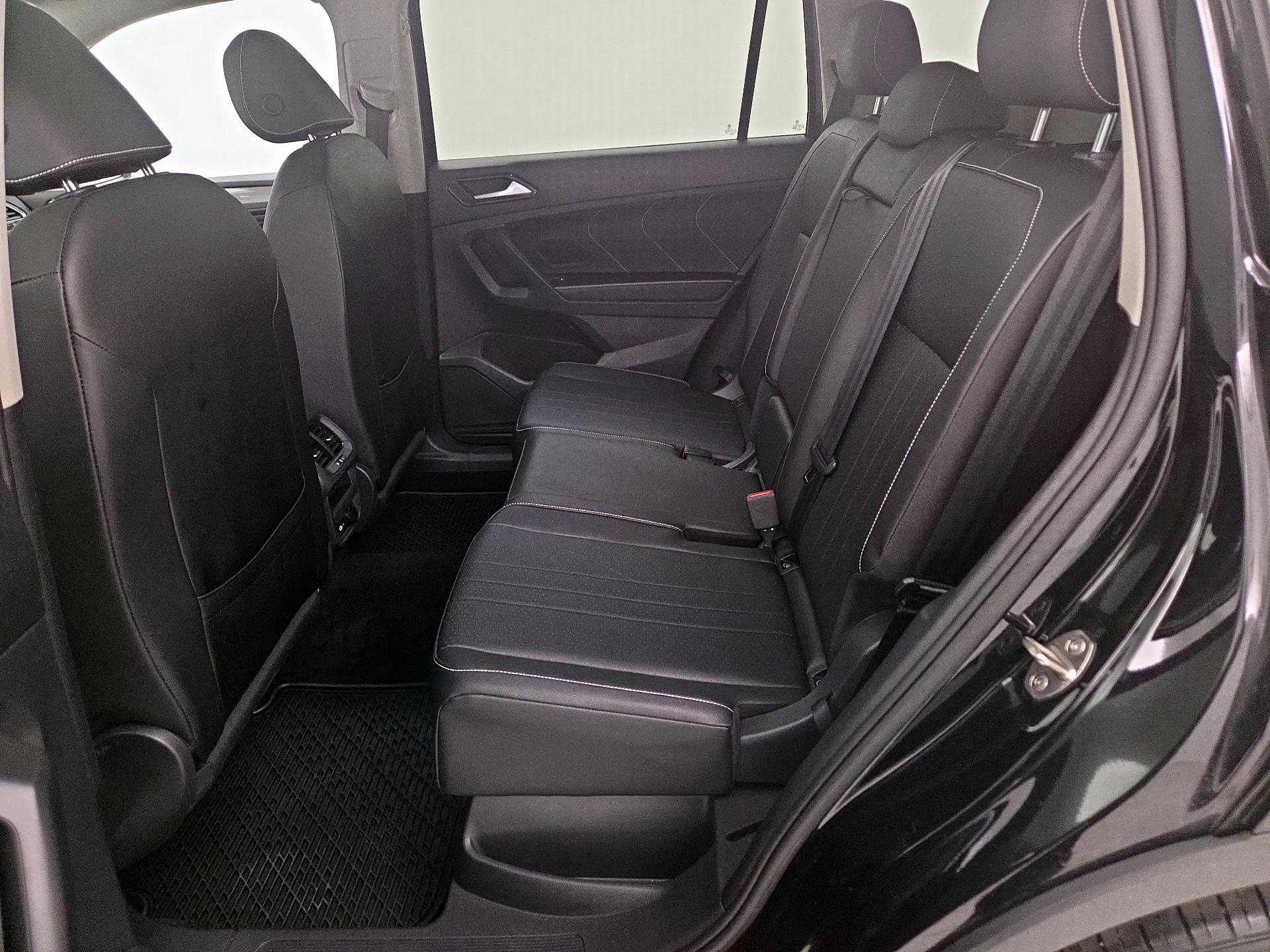 Thumbnail: 2023 Volkswagen Tiguan - 20