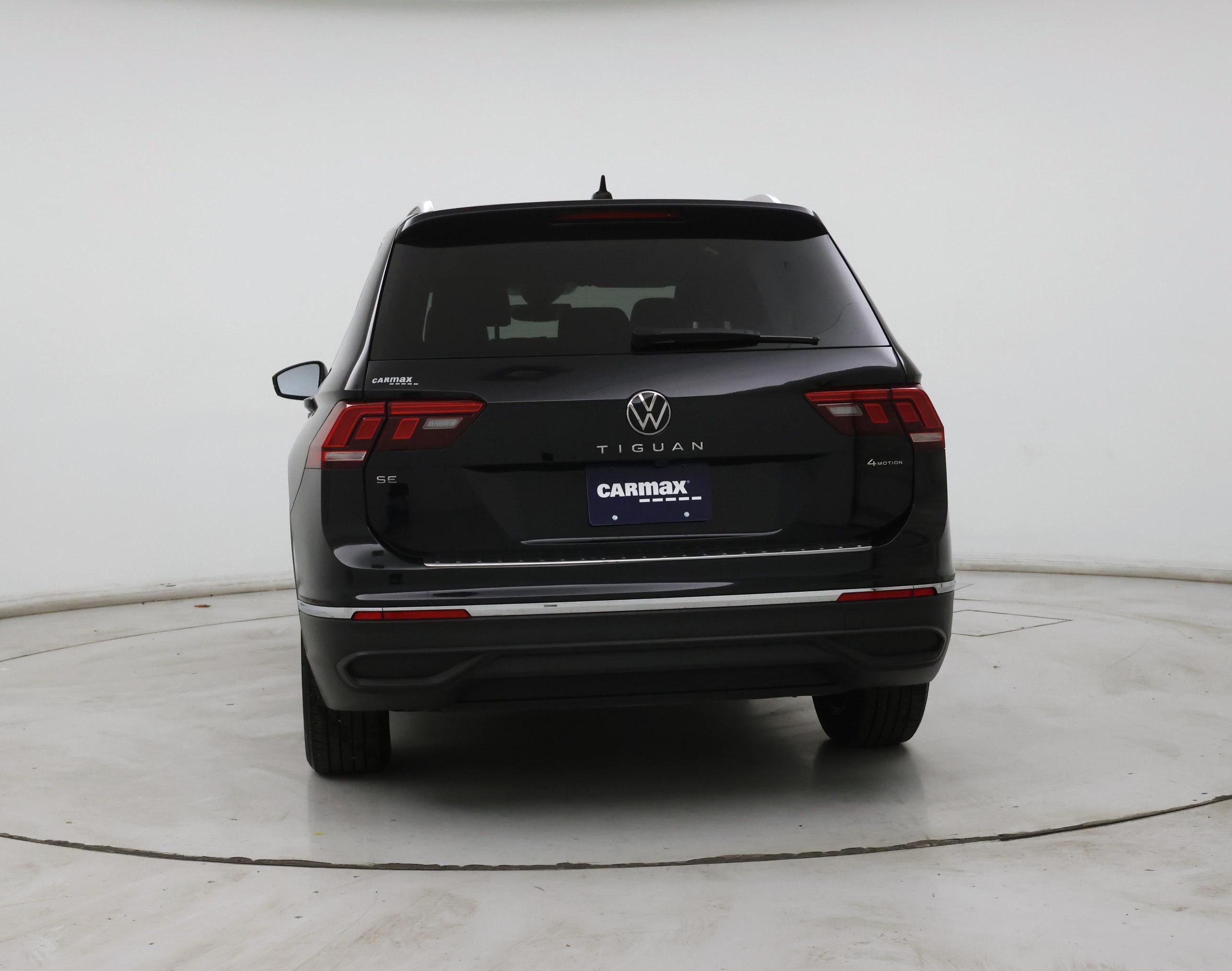 Thumbnail: 2023 Volkswagen Tiguan - 6