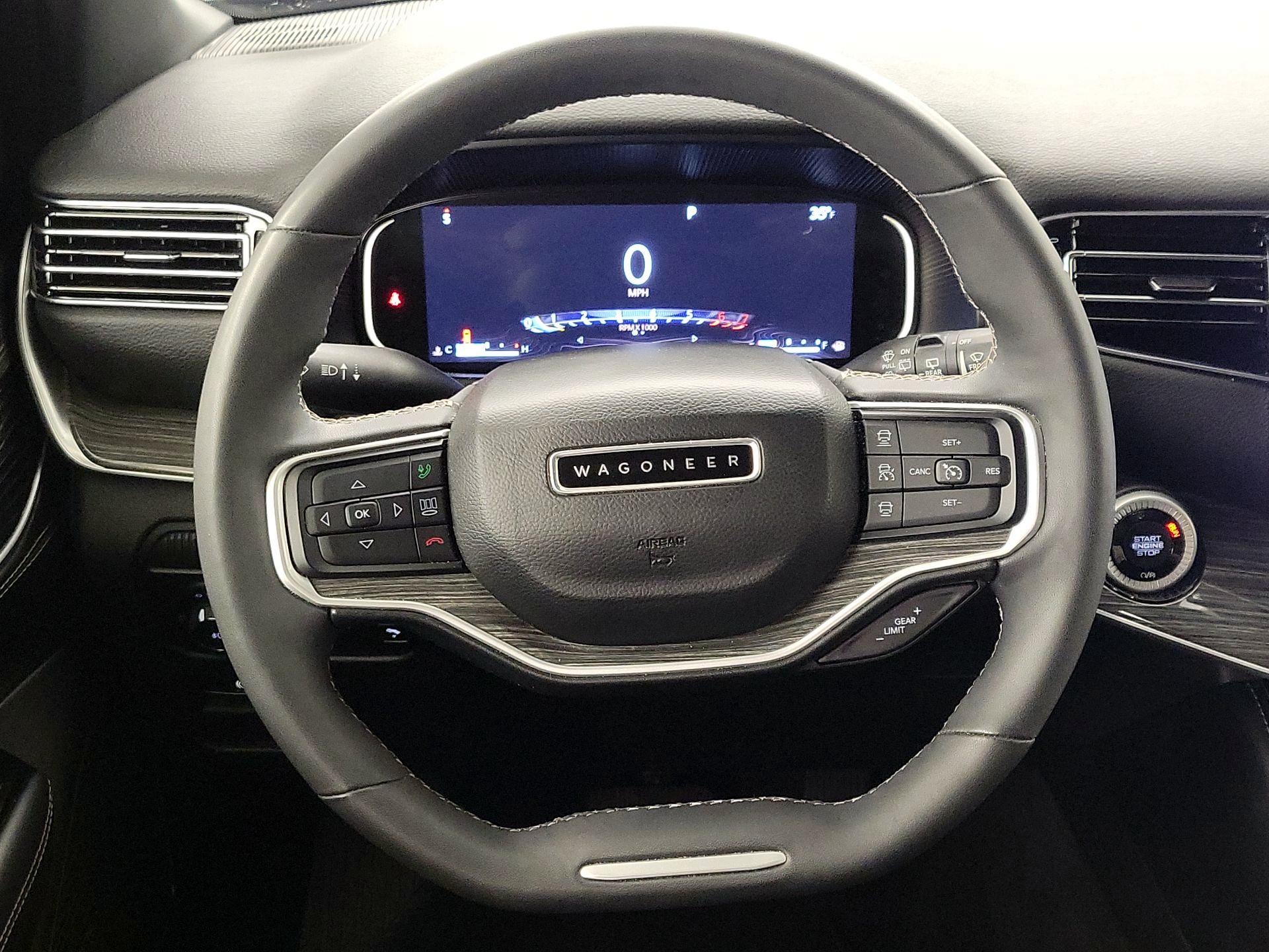 Thumbnail: 2022 Jeep Wagoneer - 10