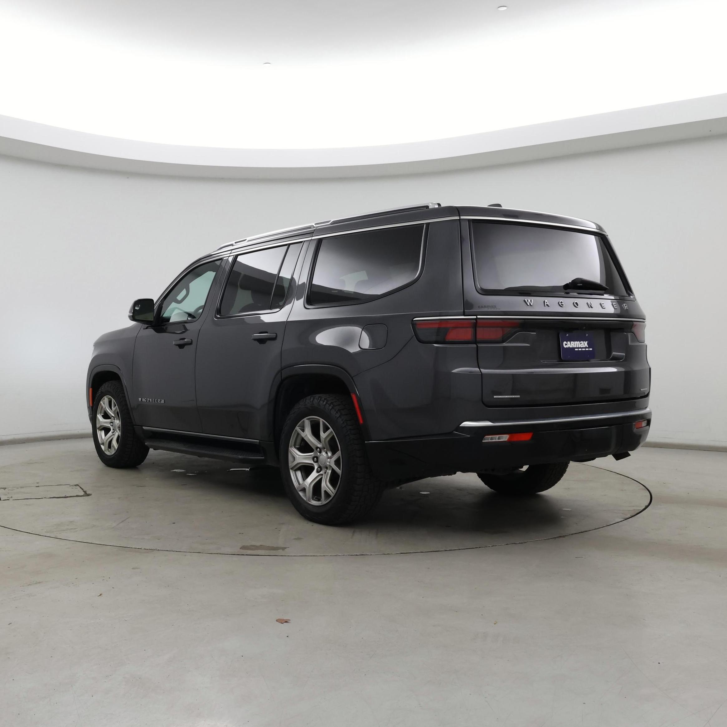 Thumbnail: 2022 Jeep Wagoneer - 2