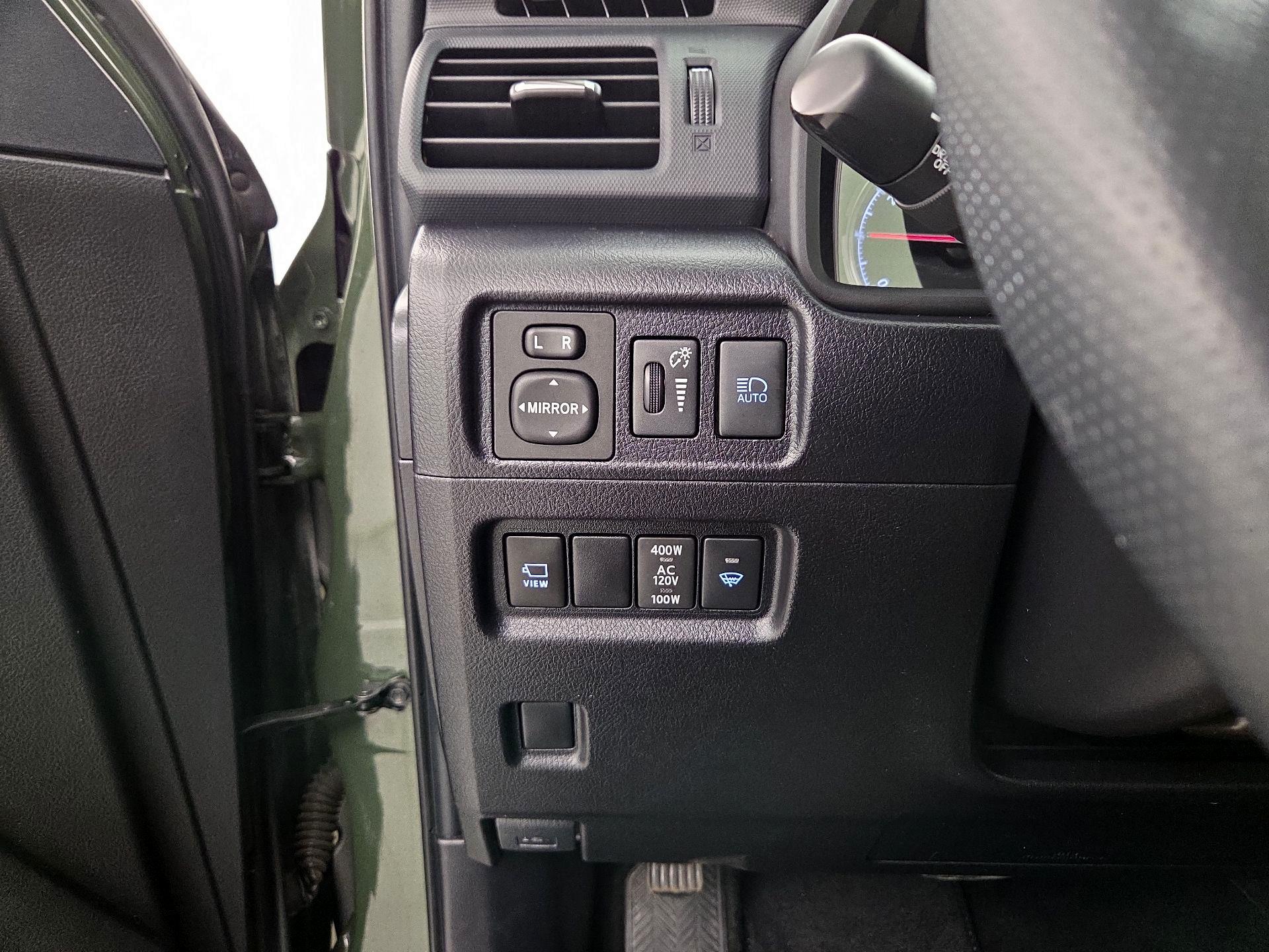 Thumbnail: 2022 Toyota 4Runner - 13