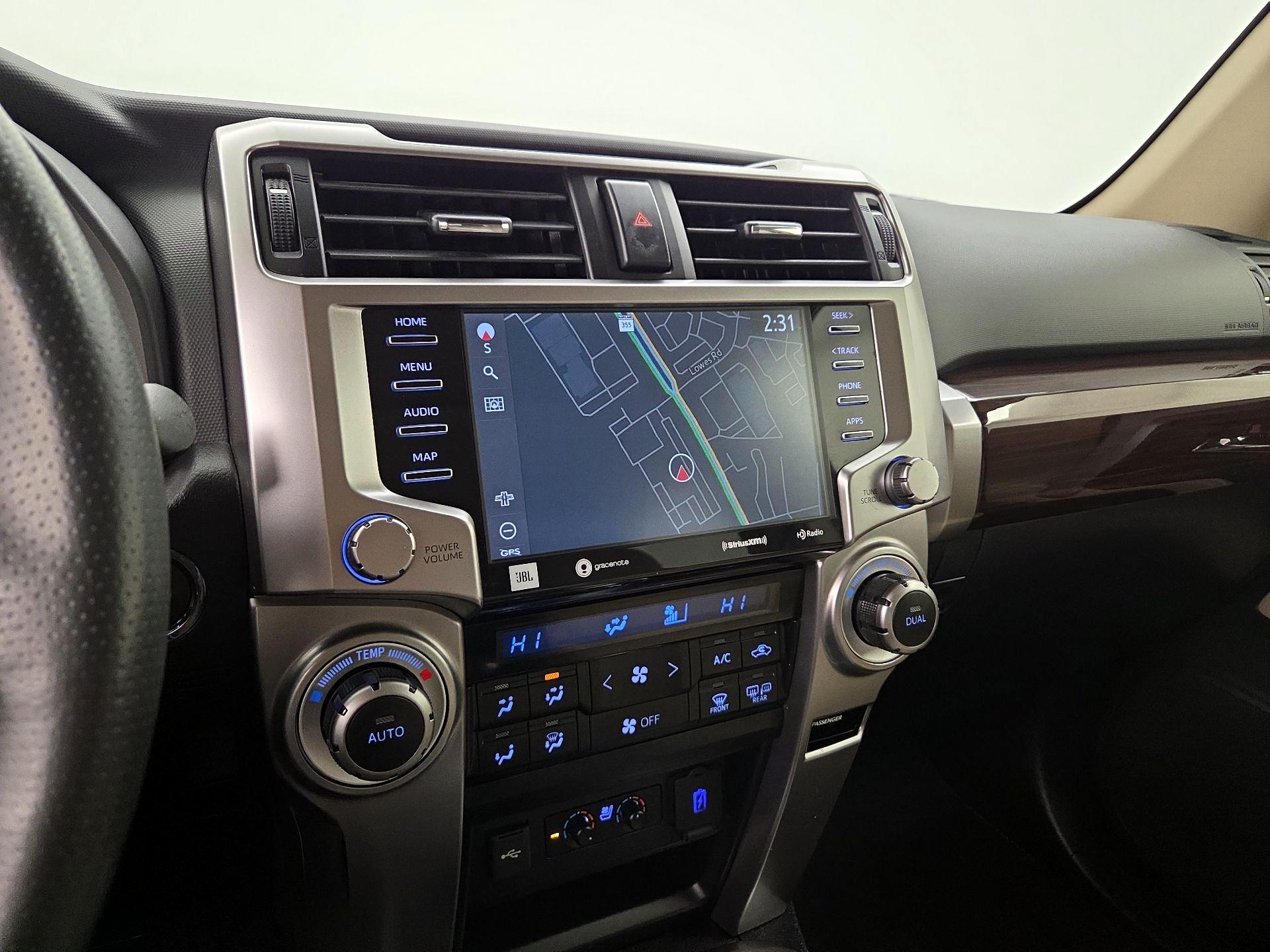 Thumbnail: 2022 Toyota 4Runner - 14