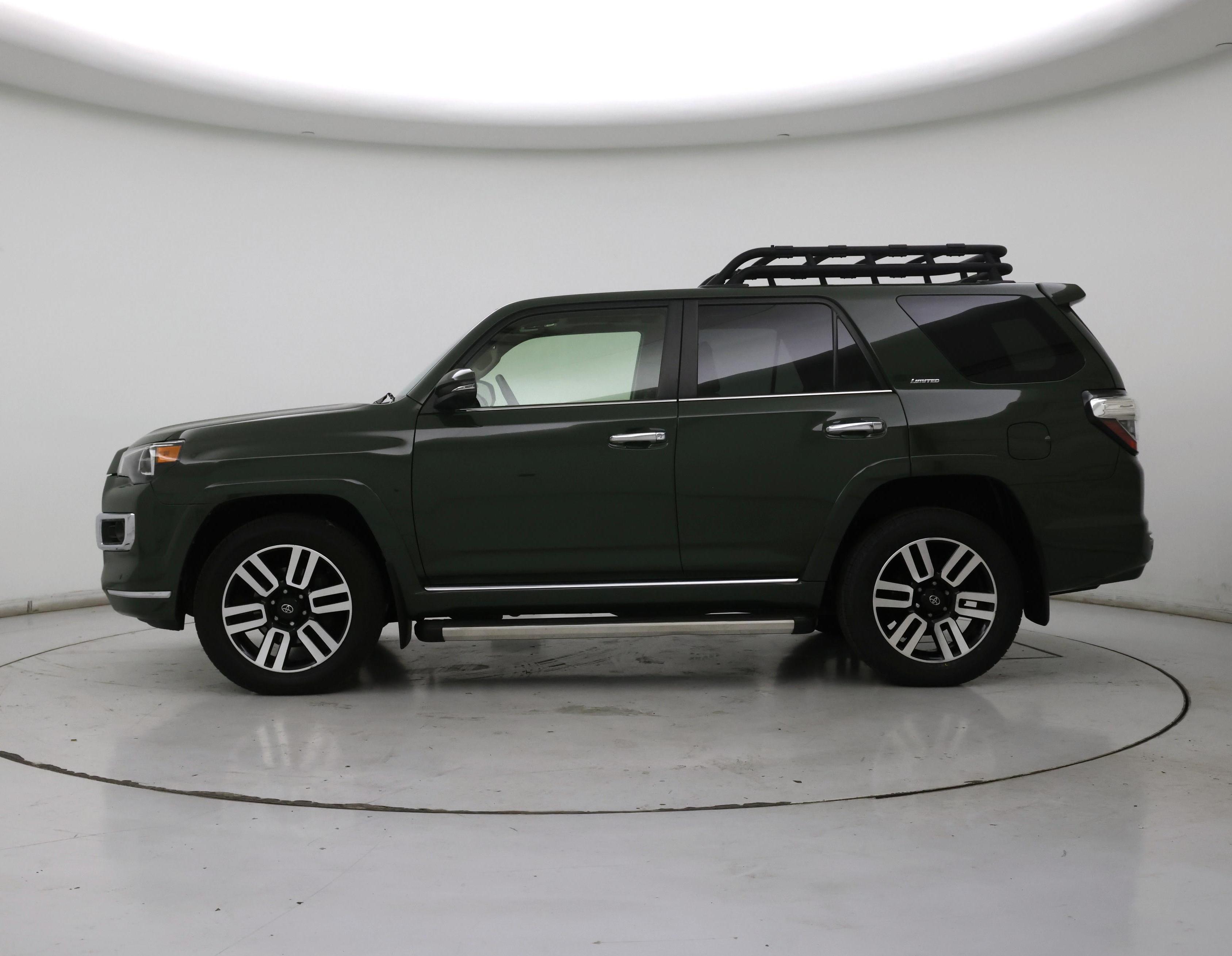 Thumbnail: 2022 Toyota 4Runner - 3