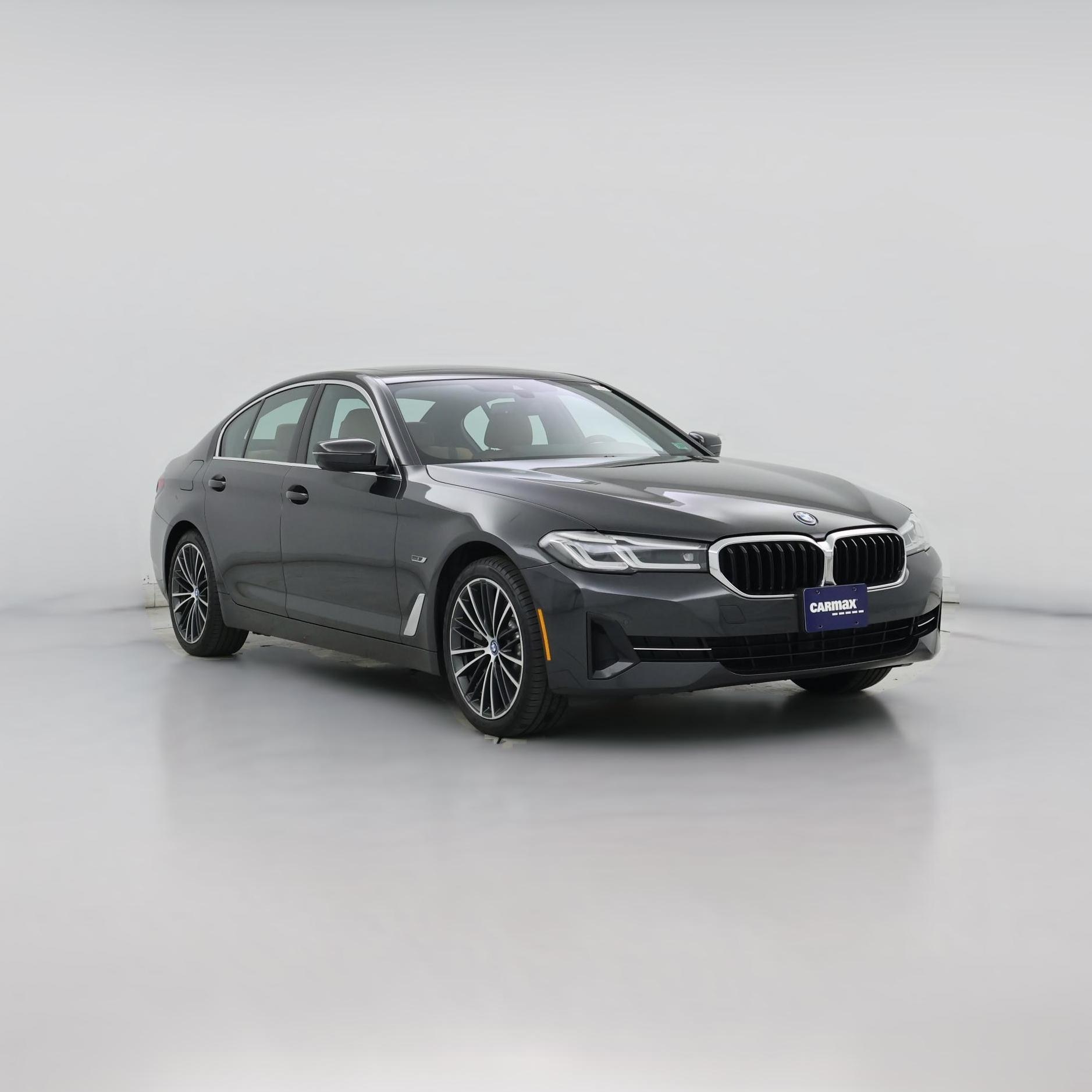 Thumbnail: 2023 BMW 5 Series - 1