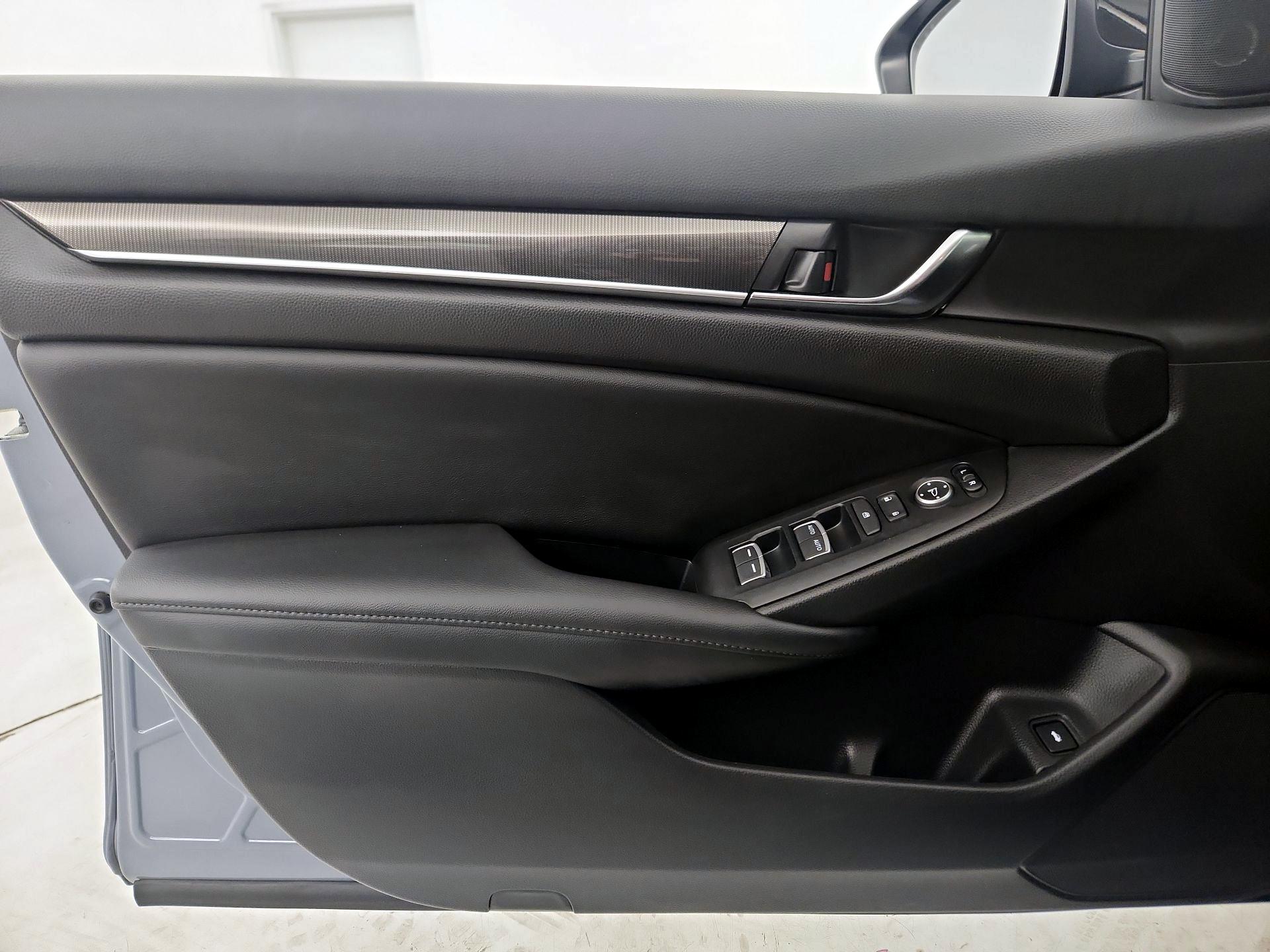 Thumbnail: 2022 Honda Accord - 12