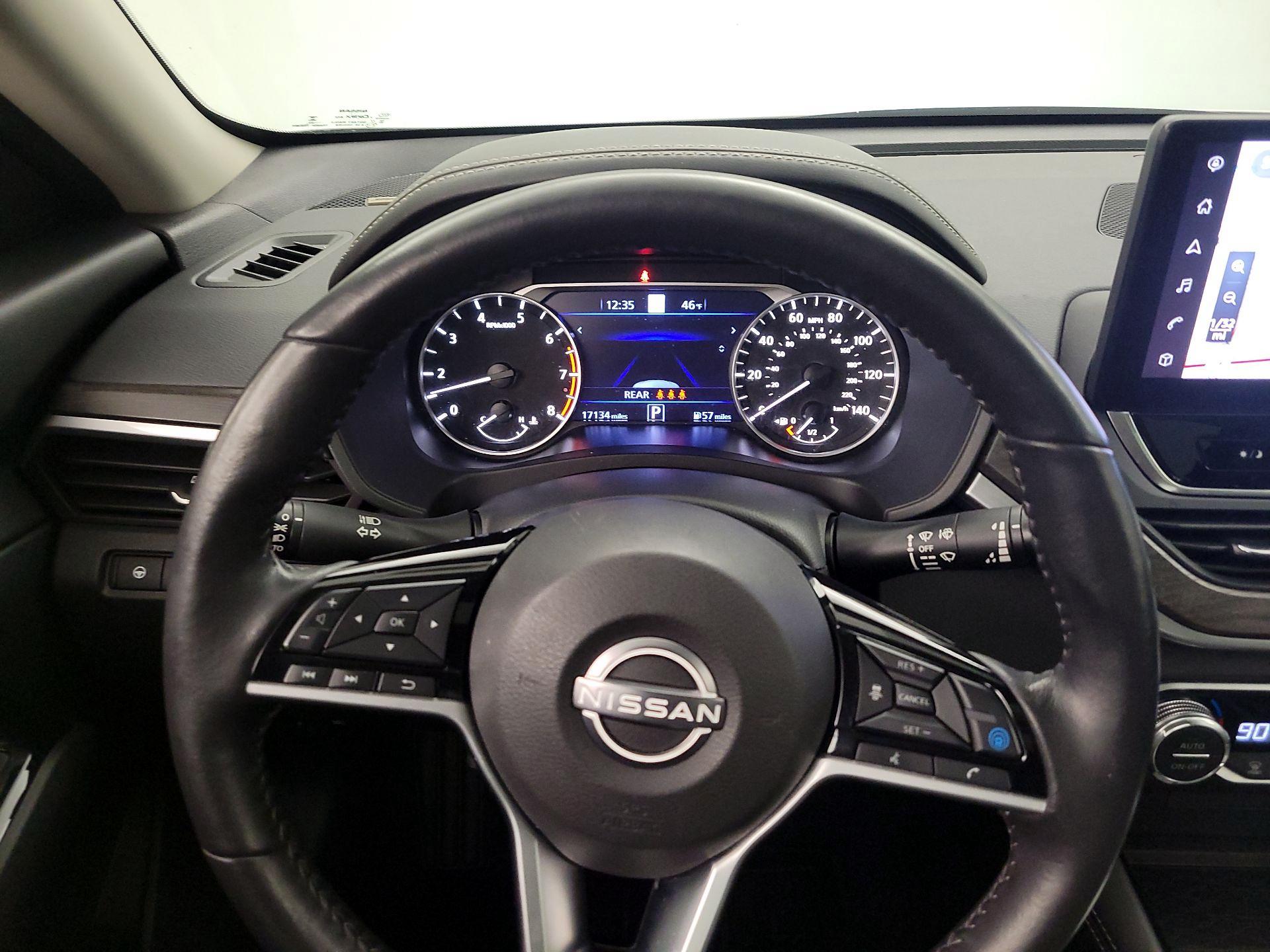 Thumbnail: 2023 Nissan Altima - 10