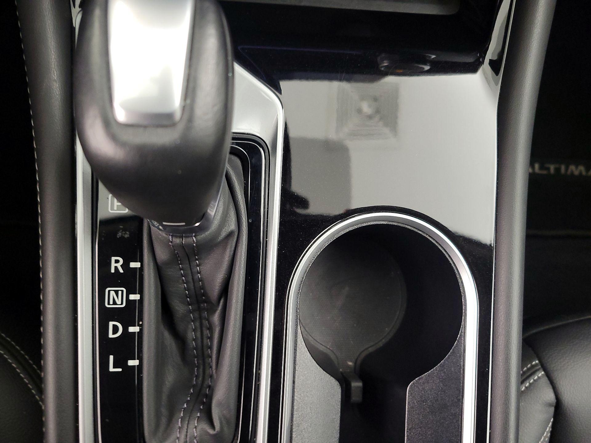 Thumbnail: 2023 Nissan Altima - 18