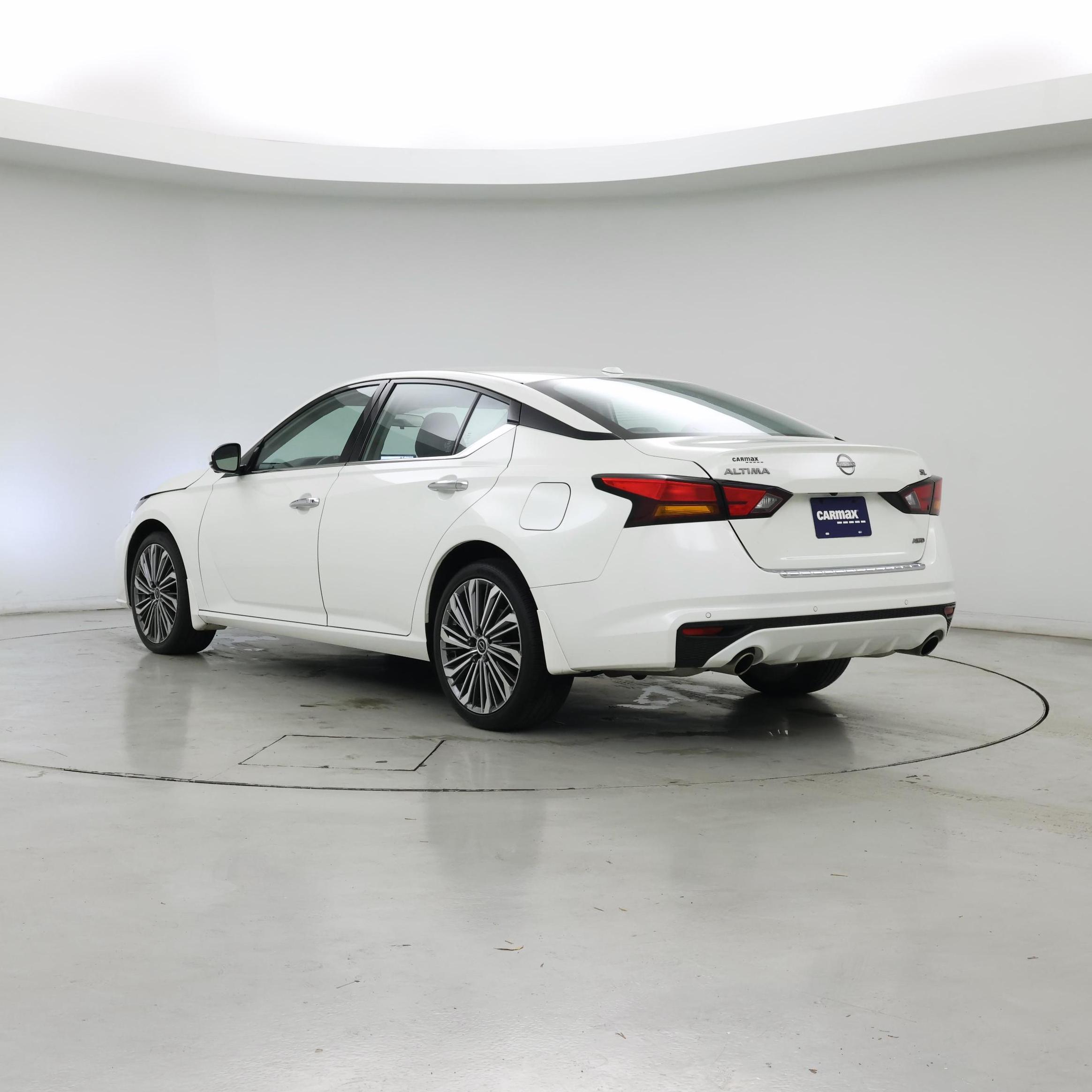 Thumbnail: 2023 Nissan Altima - 2