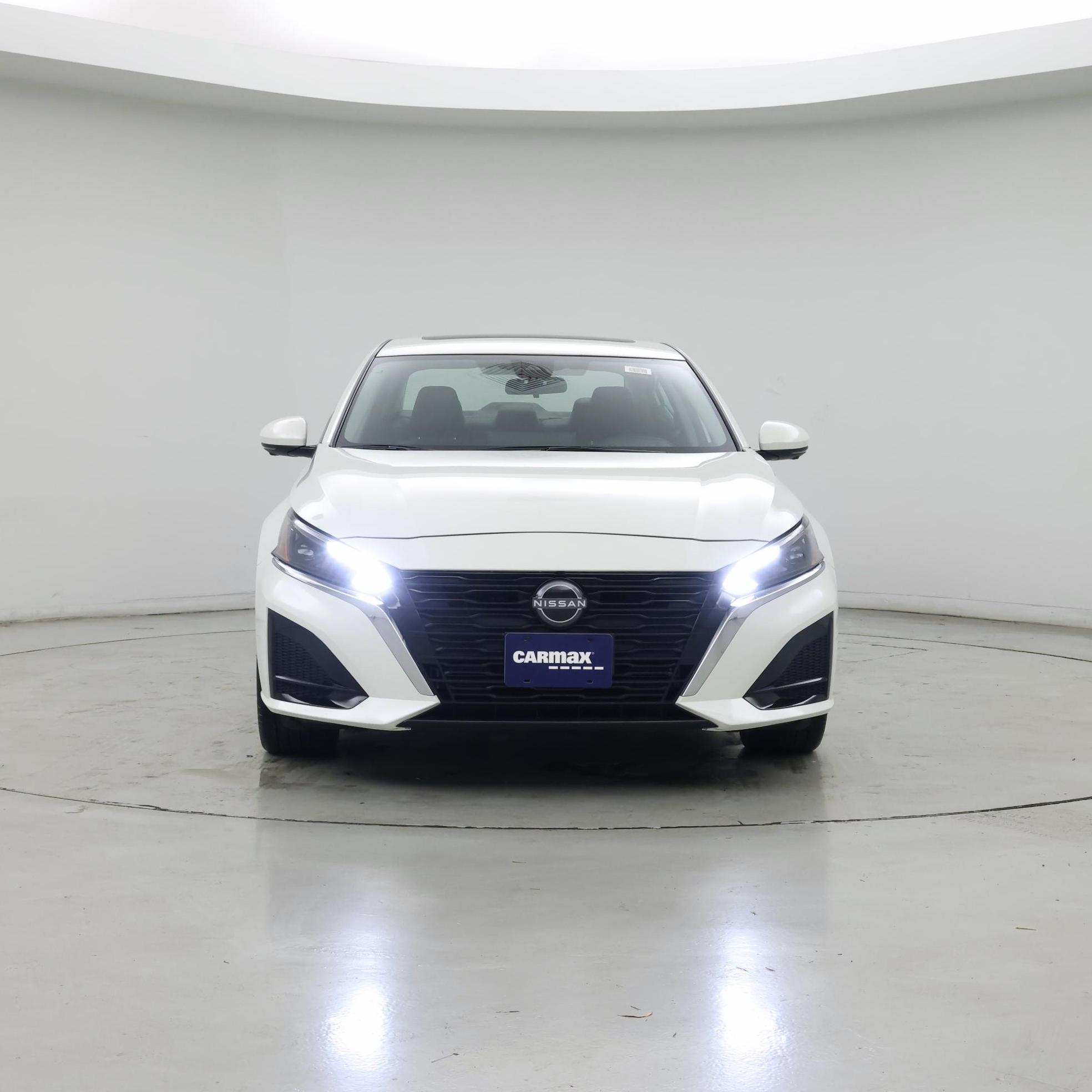 Thumbnail: 2023 Nissan Altima - 5