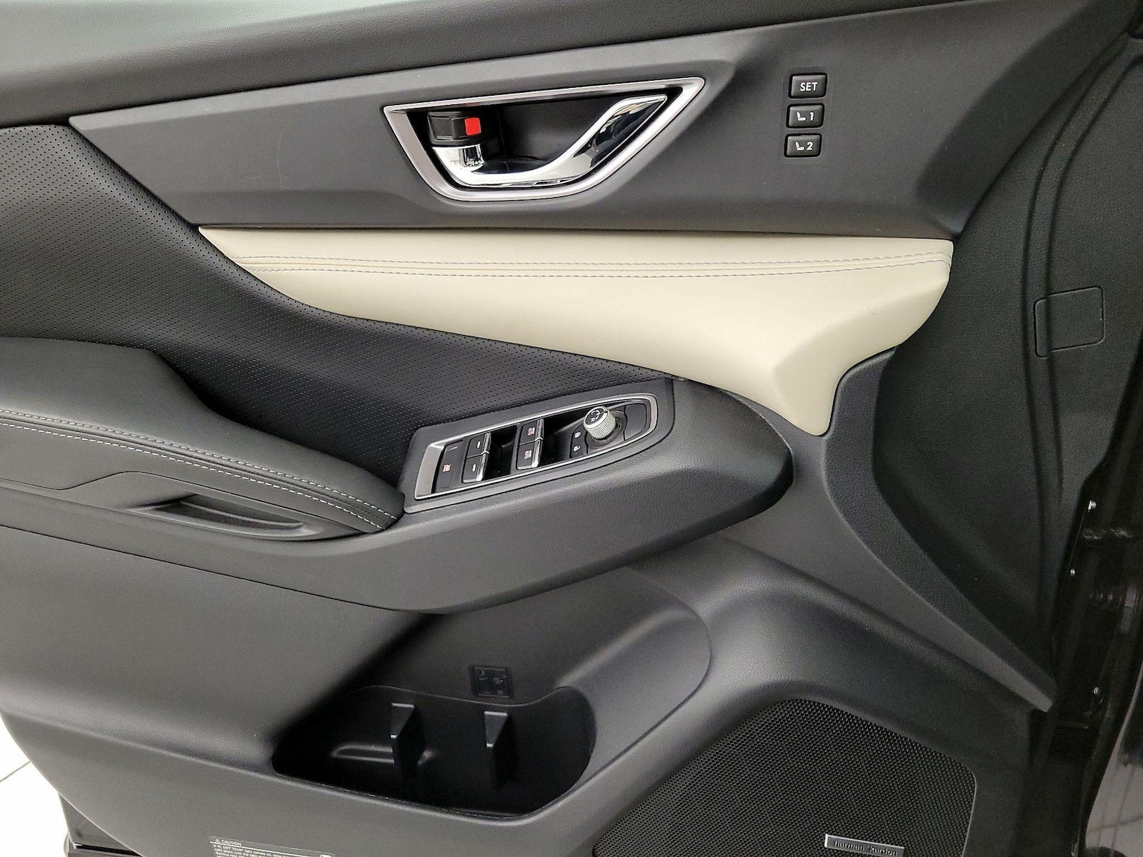 2022 Subaru Ascent Limited - Photo 13