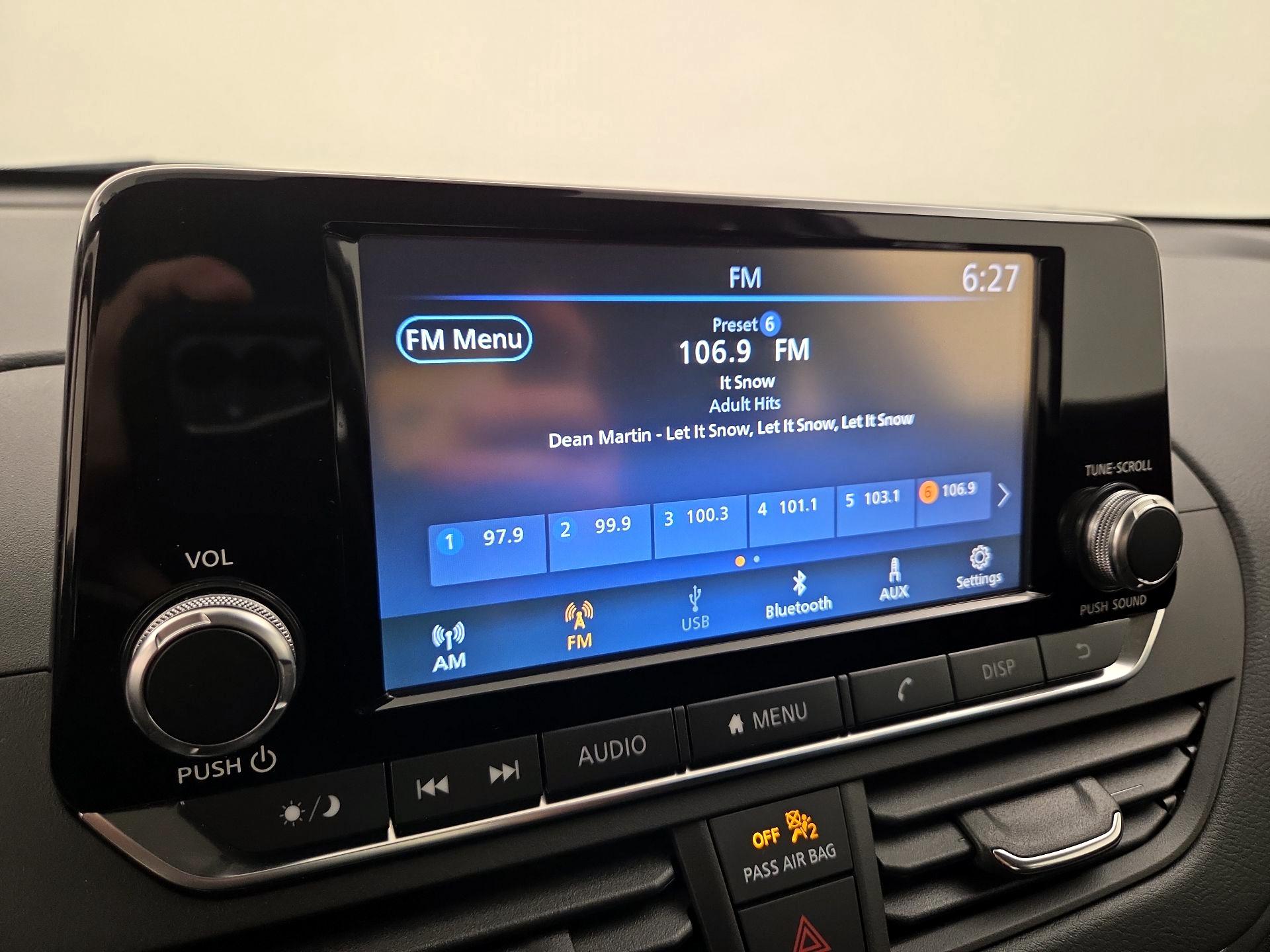 Thumbnail: 2022 Nissan Altima - 15