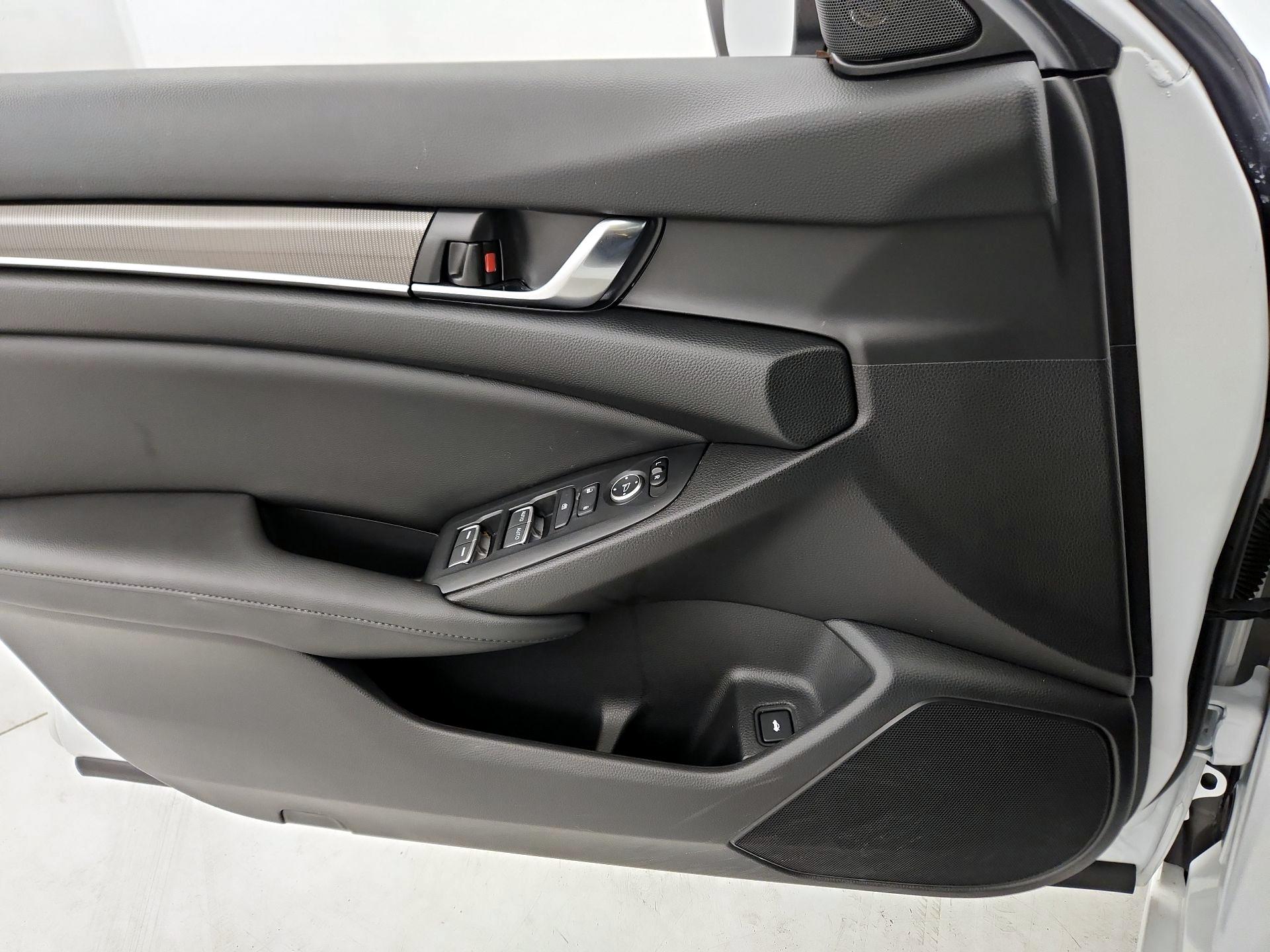 Thumbnail: 2022 Honda Accord - 12