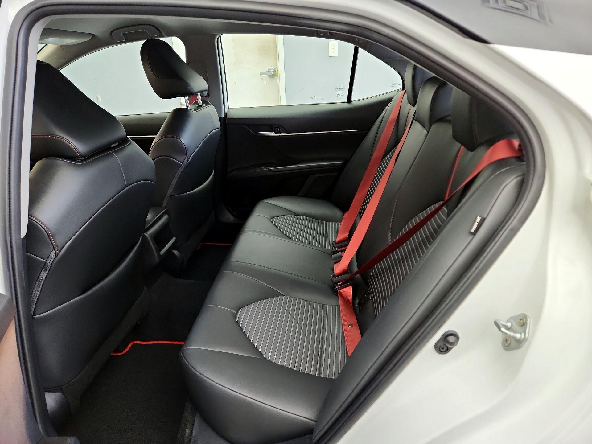 Thumbnail: 2022 Toyota Camry - 19